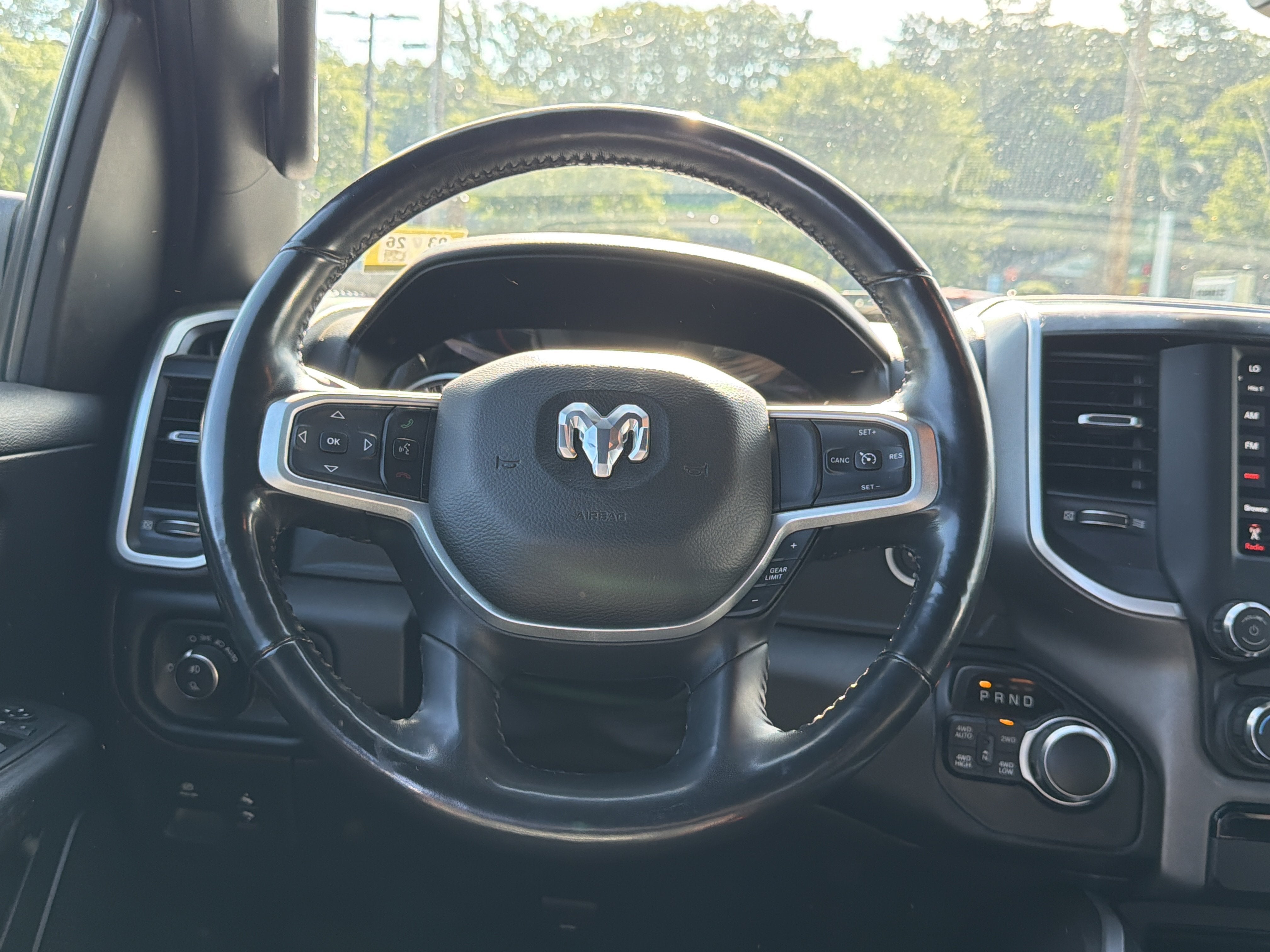 2020 RAM 1500 Big Horn Crew Cab 4x4 5'7" Box