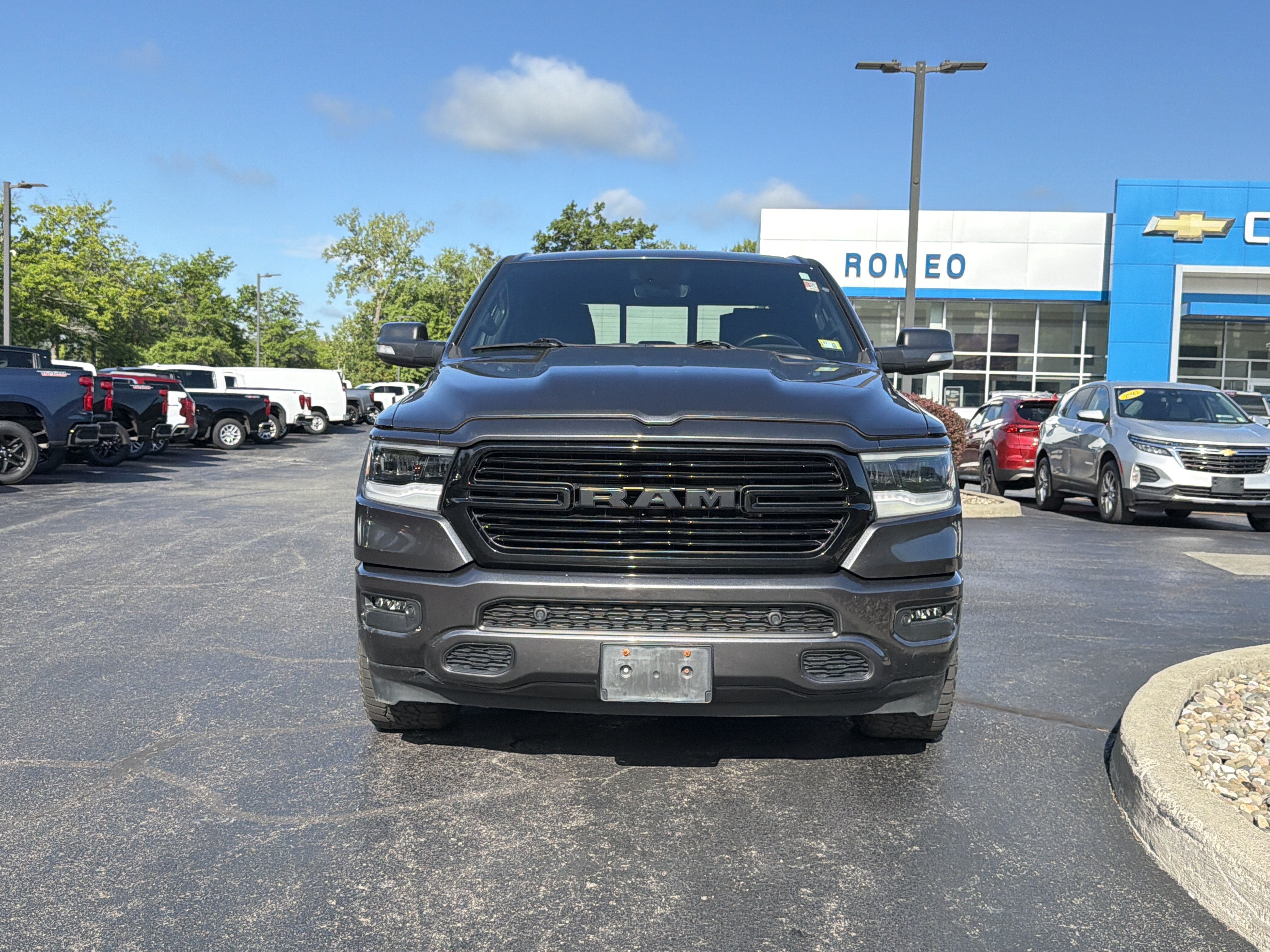 2020 RAM 1500 Big Horn Crew Cab 4x4 5'7" Box