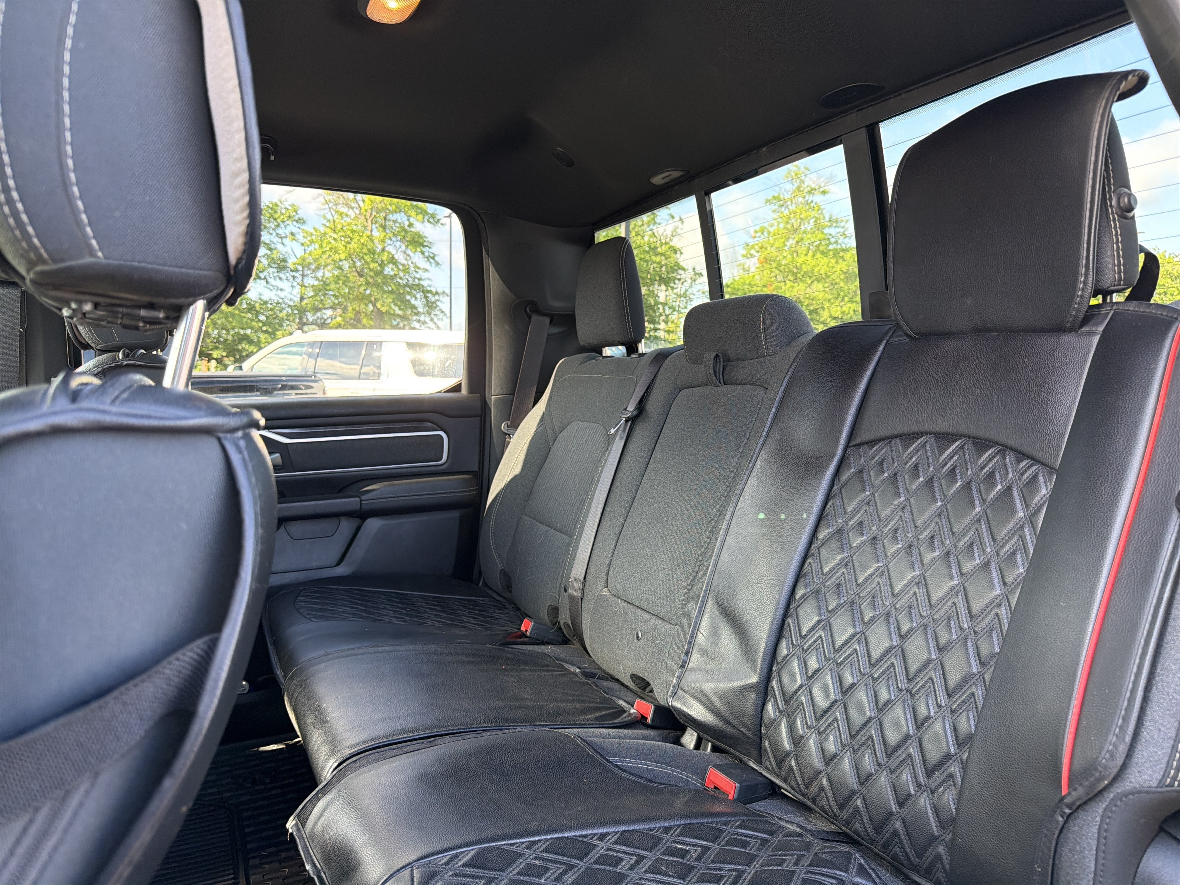 2020 RAM 1500 Big Horn Crew Cab 4x4 5'7" Box