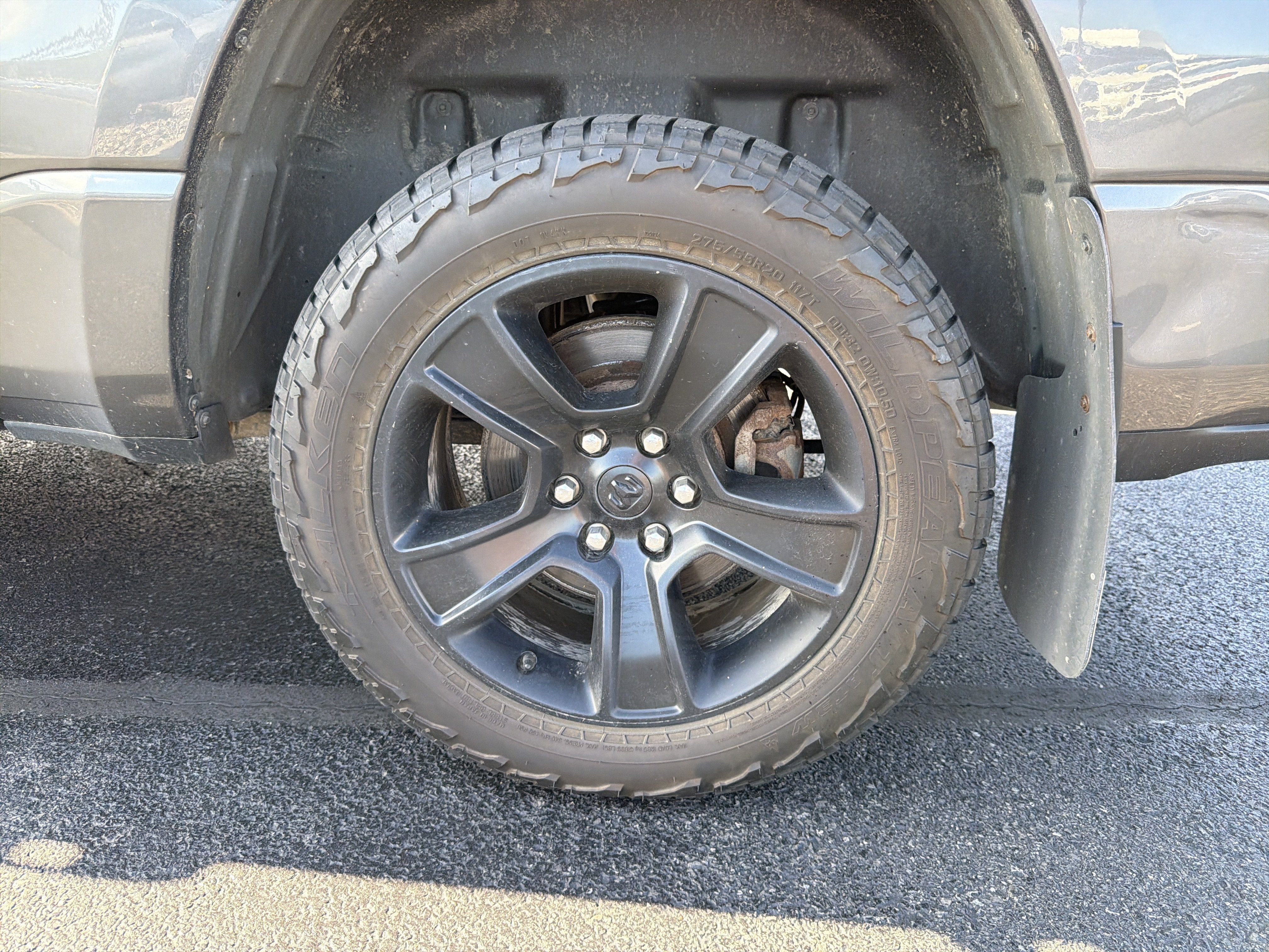 2020 RAM 1500 Big Horn Crew Cab 4x4 5'7" Box