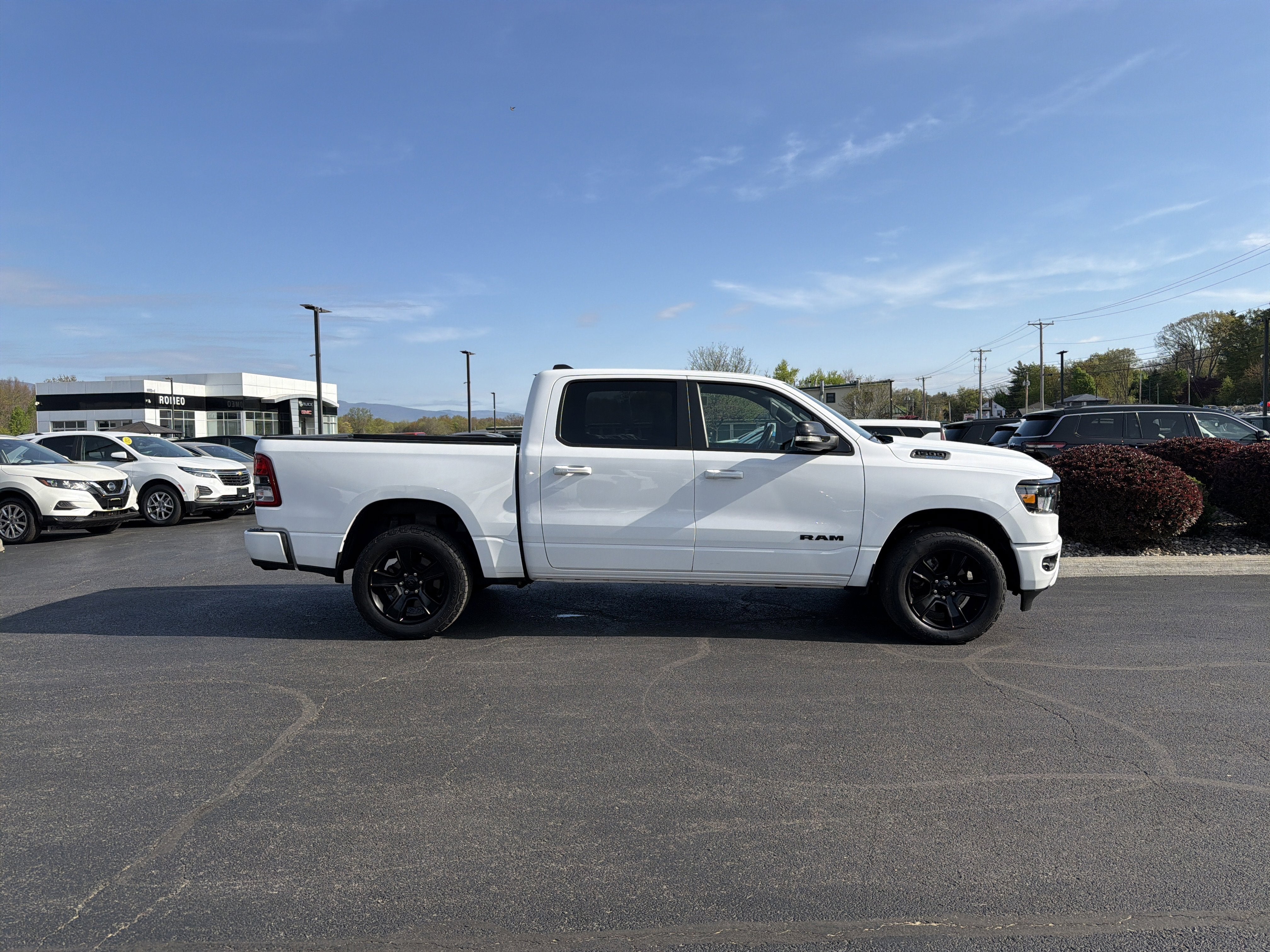 2021 RAM 1500 Big Horn Crew Cab 4x4 5'7" Box
