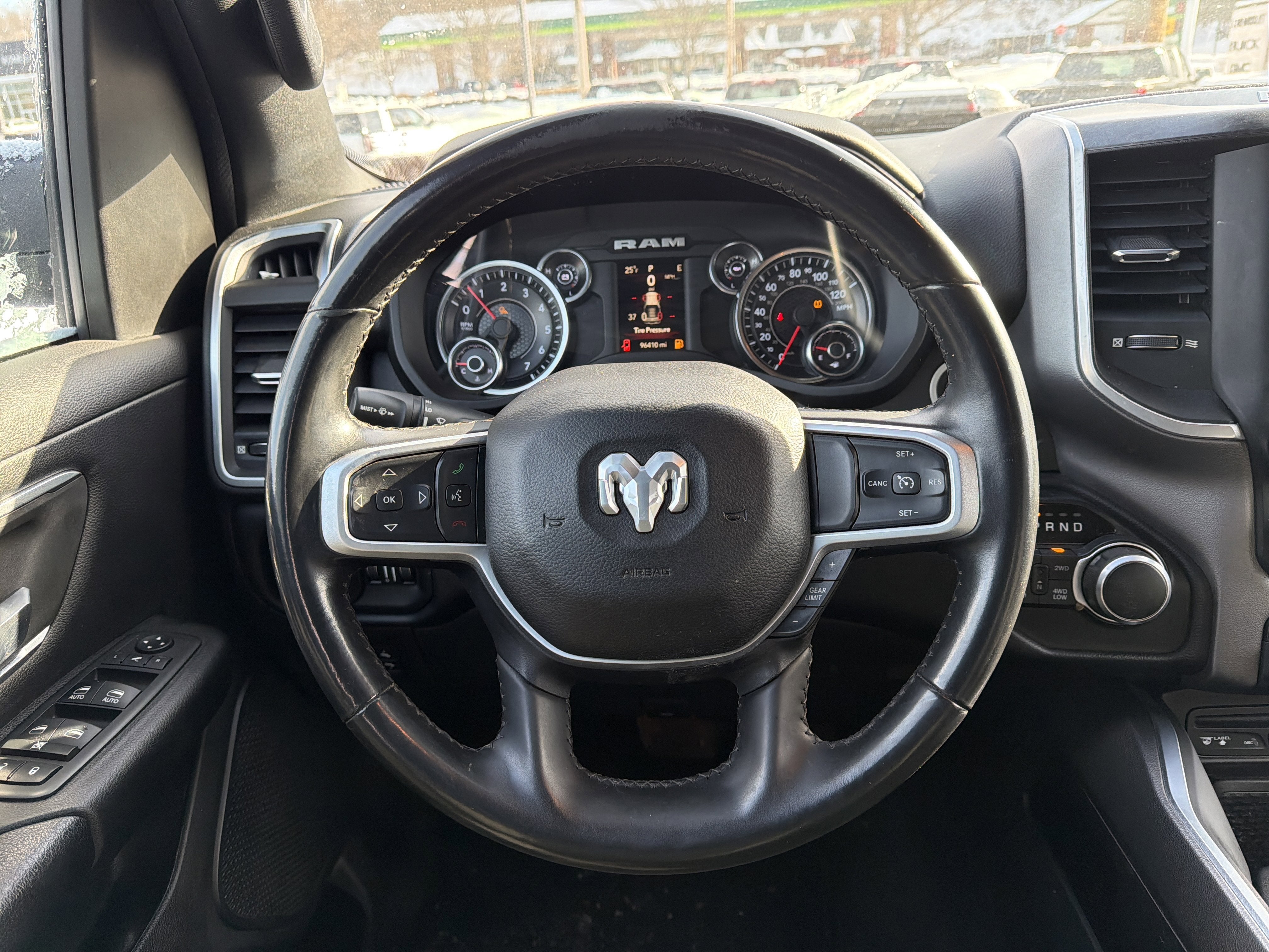 2019 RAM 1500 Big Horn/Lone Star Crew Cab 4x4 5'7" Box