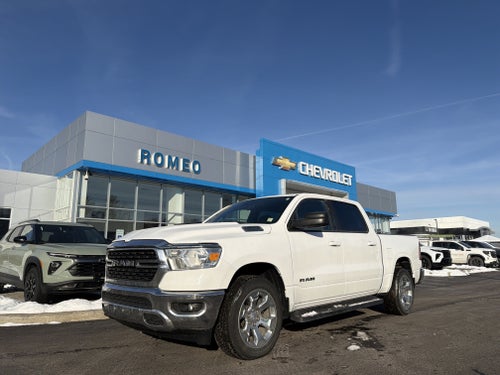 2022 RAM 1500 Big Horn Crew Cab 4x4 5'7" Box
