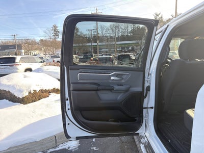 2022 RAM 1500 Big Horn Crew Cab 4x4 5'7" Box