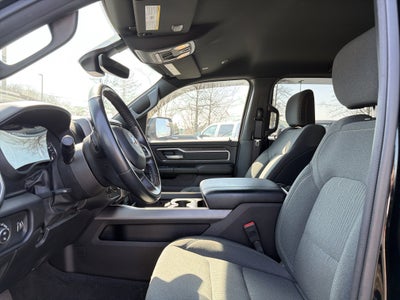 2022 RAM 1500 Big Horn Crew Cab 4x4 5'7" Box