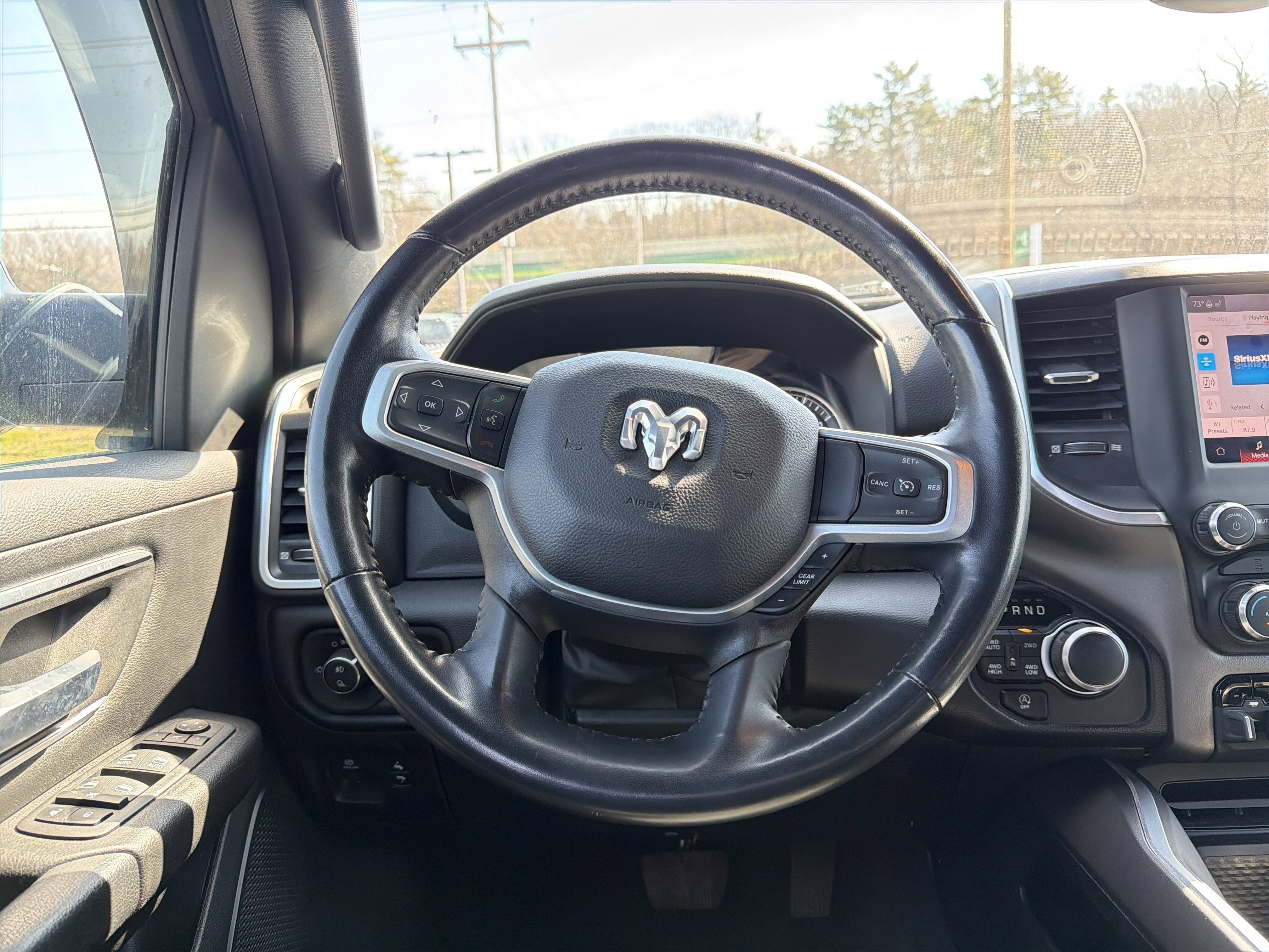 2022 RAM 1500 Big Horn Crew Cab 4x4 5'7" Box