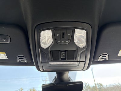 2022 RAM 1500 Big Horn Crew Cab 4x4 5'7" Box