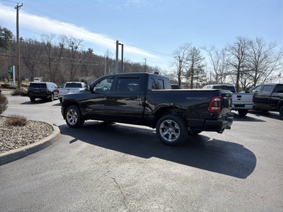 2022 RAM 1500 Big Horn Crew Cab 4x4 5'7" Box