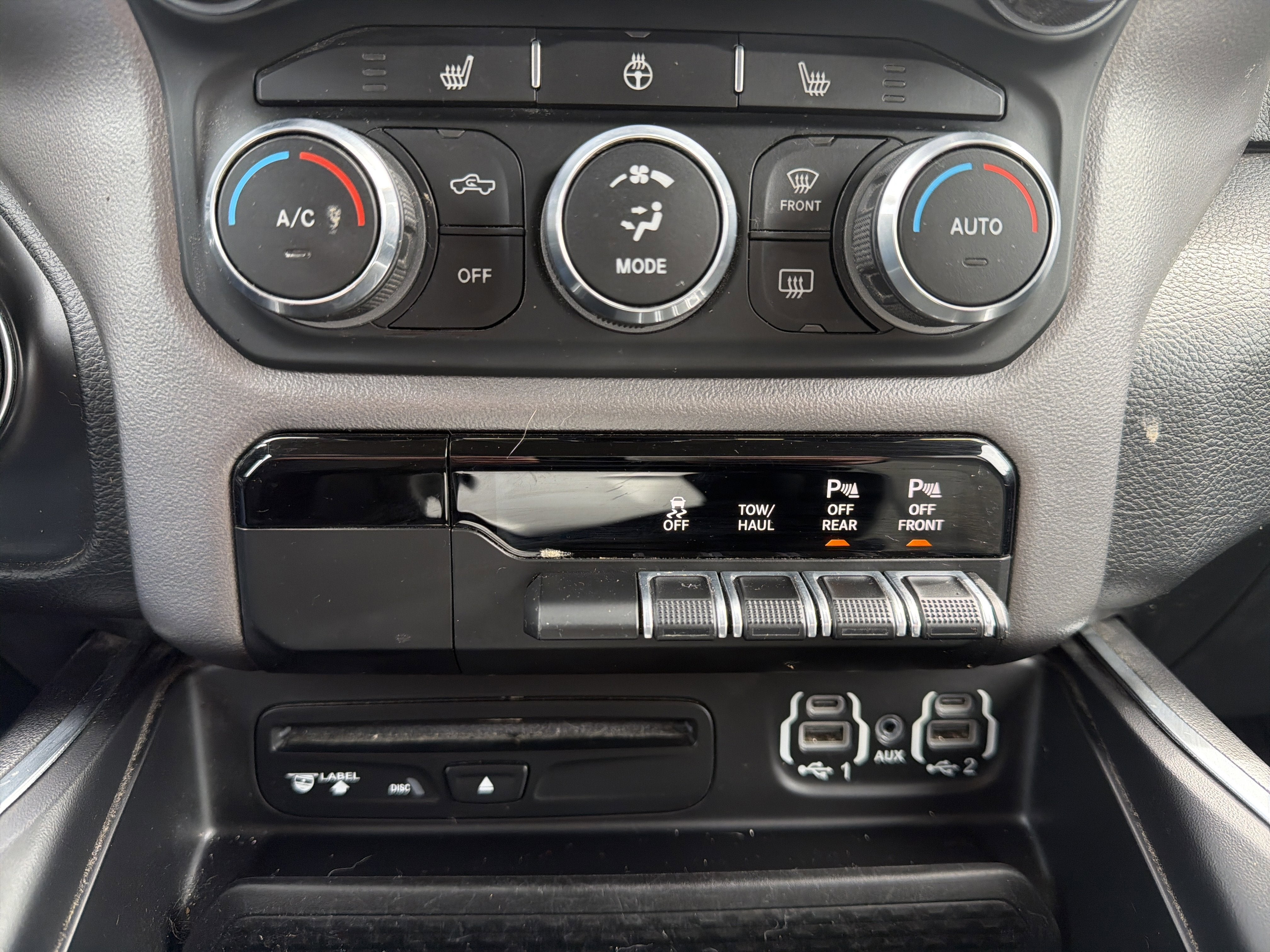 2019 RAM 1500 Big Horn/Lone Star Crew Cab 4x4 5'7" Box