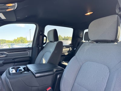 2022 RAM 1500 Big Horn Crew Cab 4x4 5'7" Box