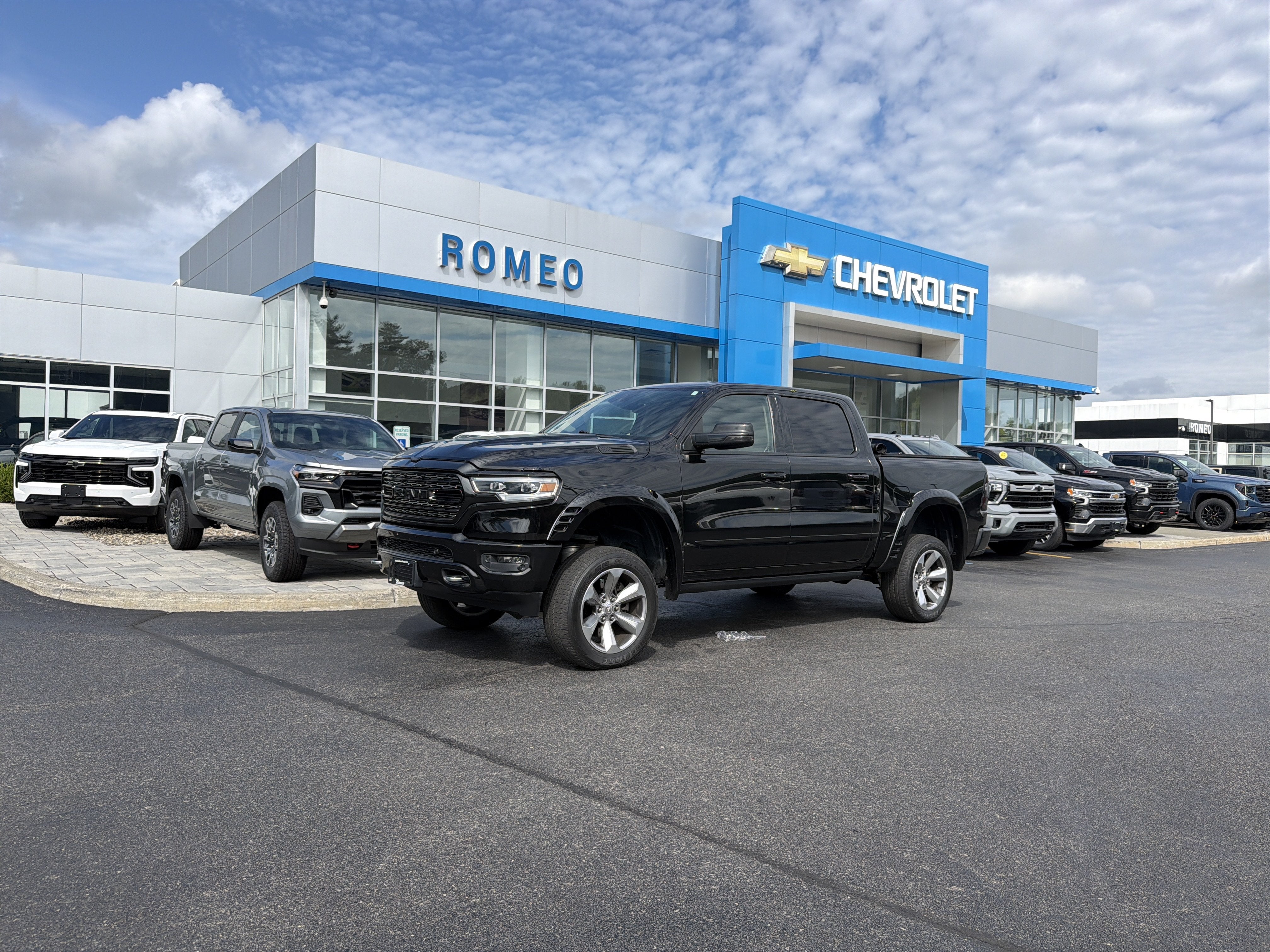 2019 RAM 1500 Limited Crew Cab 4x4 5'7" Box