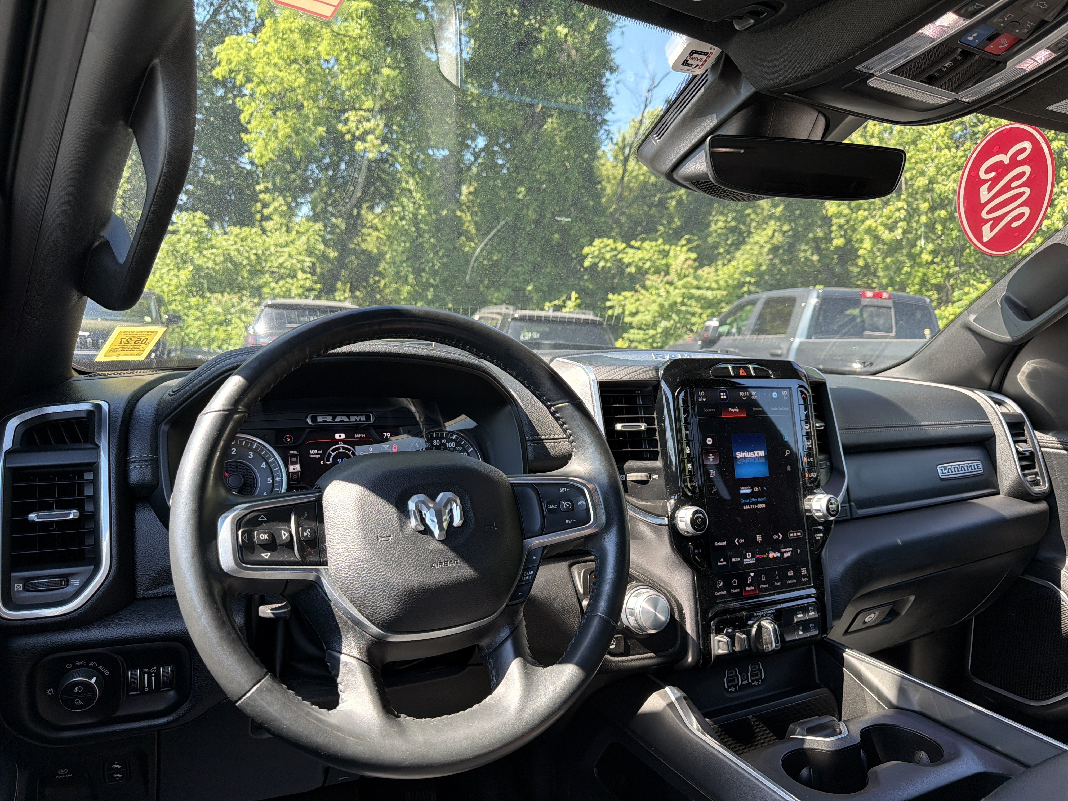 2023 RAM 1500 Laramie Crew Cab 4x4 5'7" Box