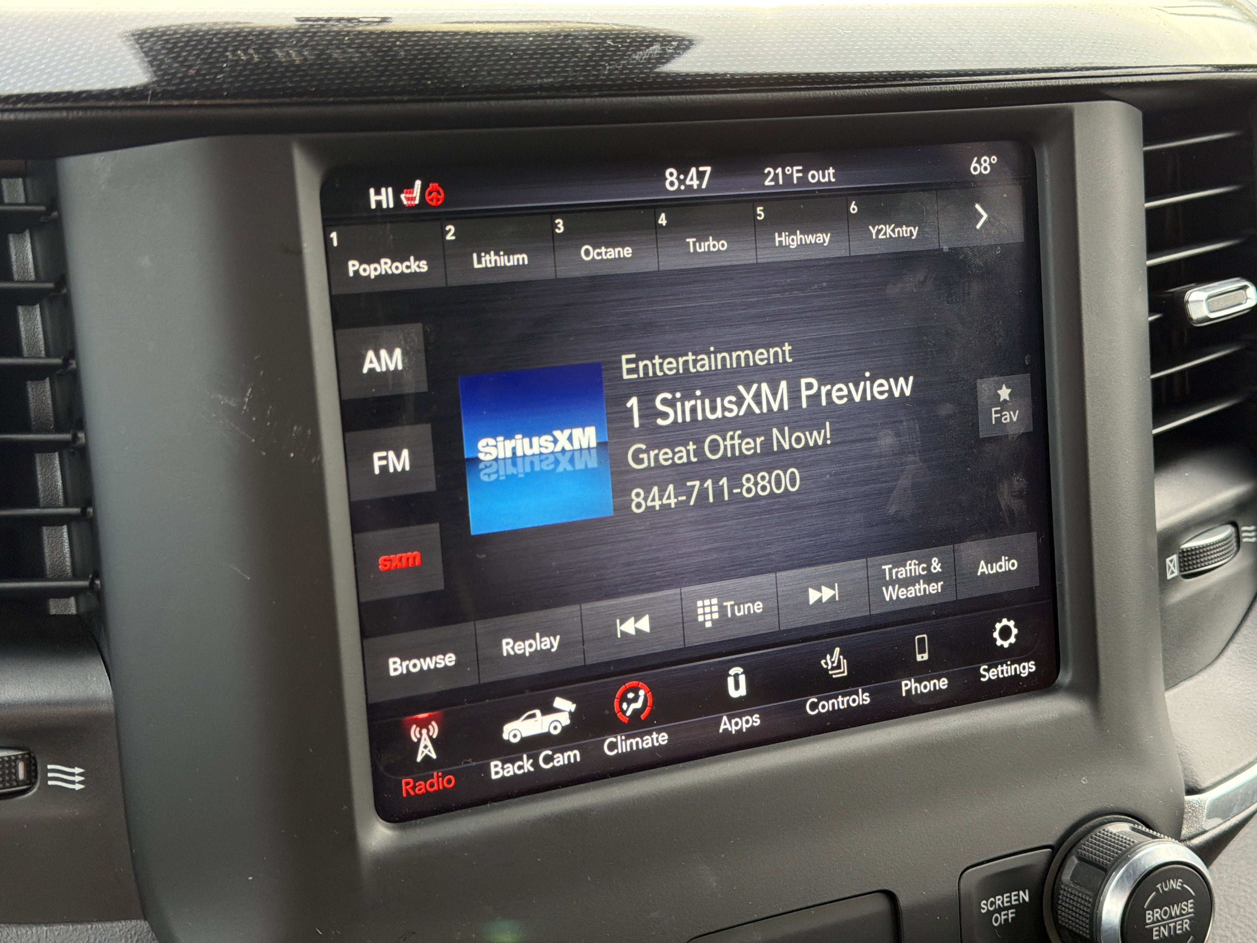 2021 RAM 1500 Laramie Crew Cab 4x4 6'4" Box