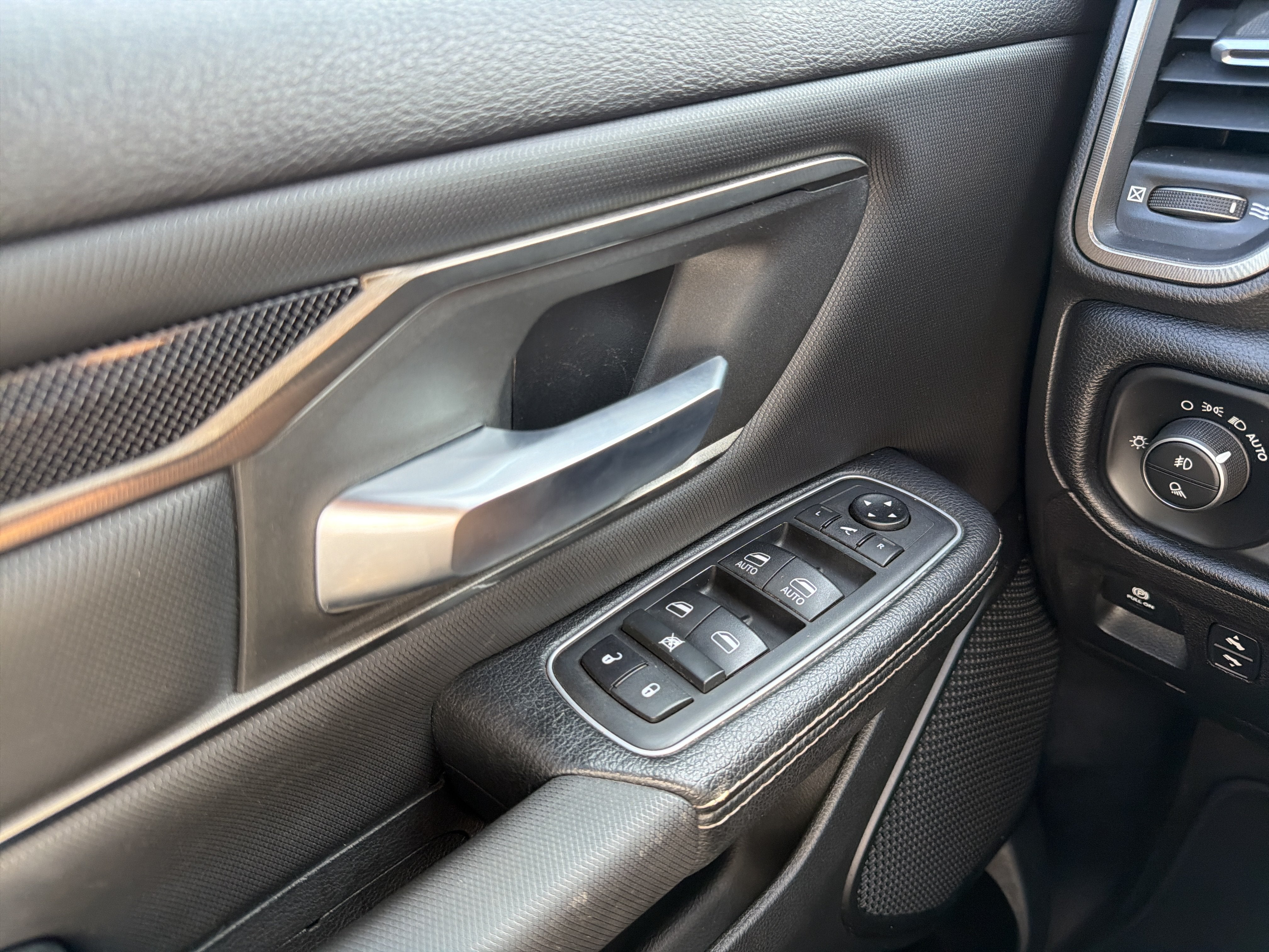2021 RAM 1500 Sport