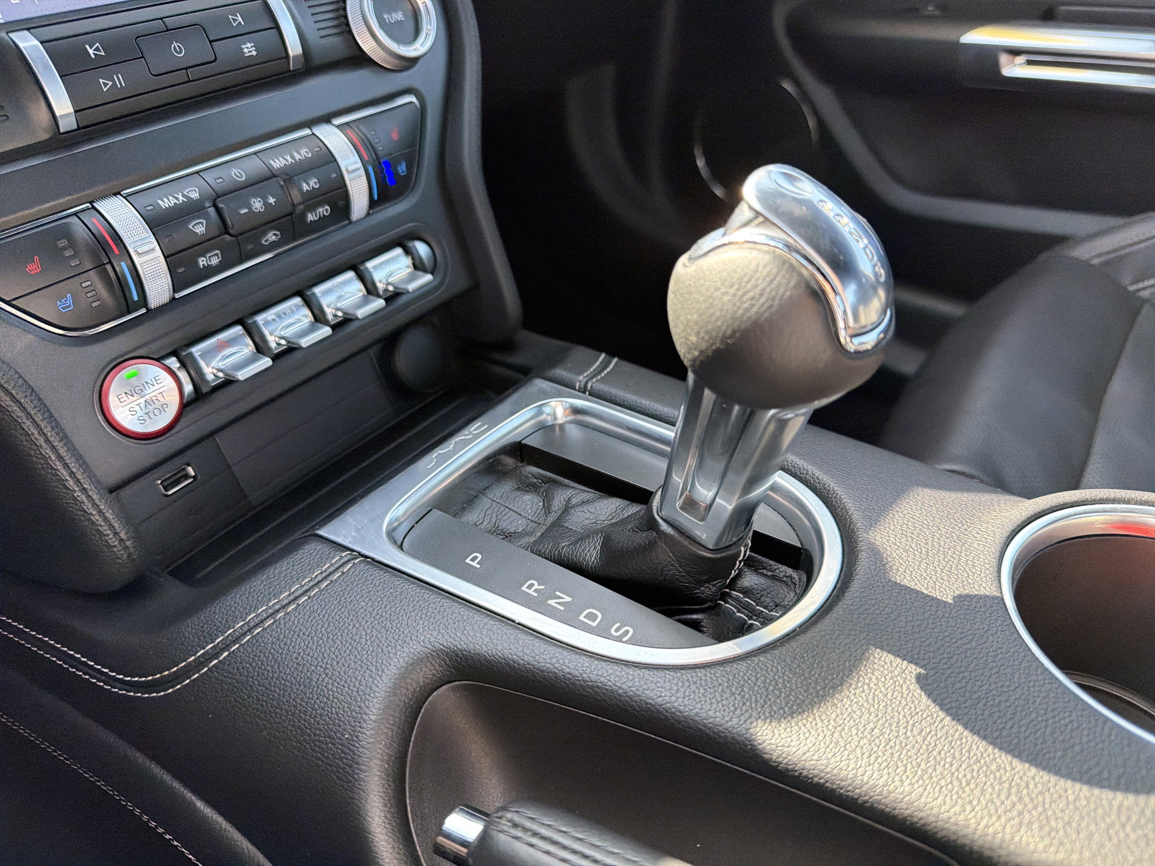 2023 Ford Mustang EcoBoost Premium Fastback