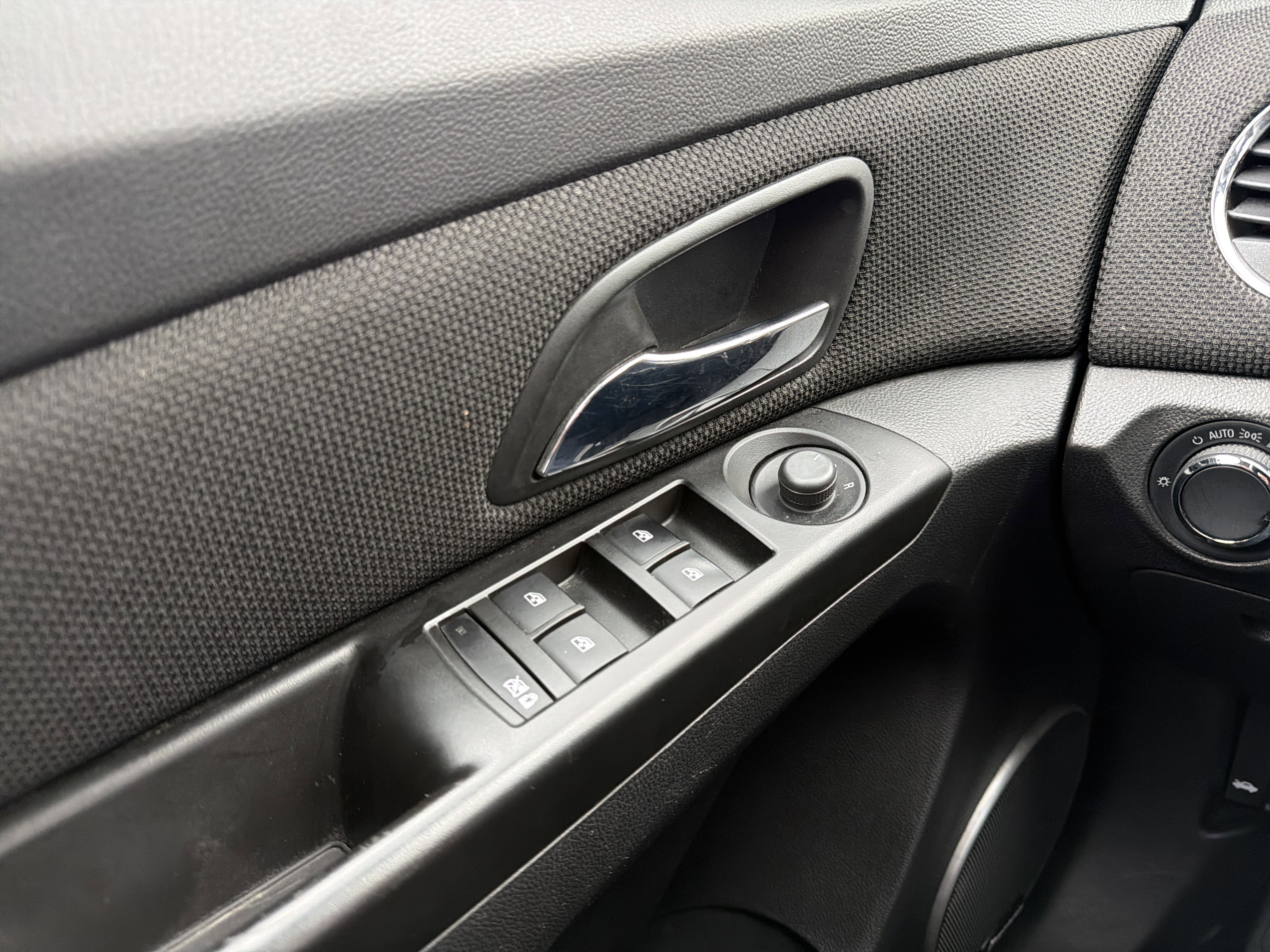 2013 Chevrolet Cruze 1LT