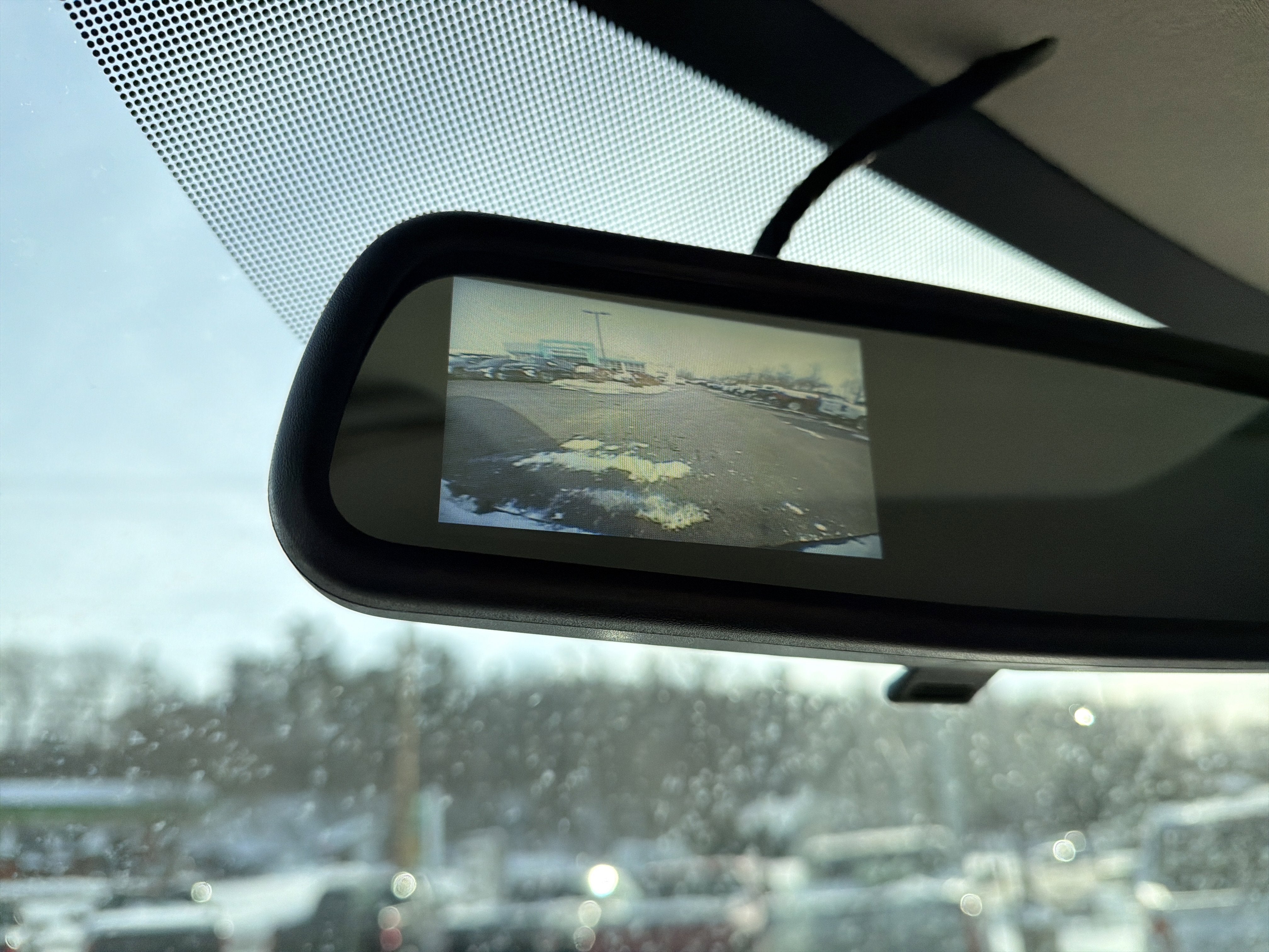 2025 Chevrolet Express Passenger 1LS