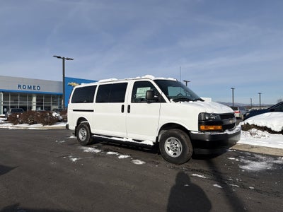 2025 Chevrolet Express Passenger 1LS