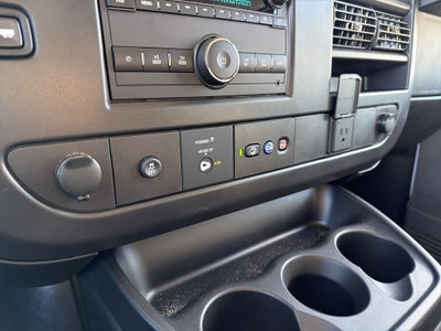 2025 Chevrolet Express Passenger 1LS