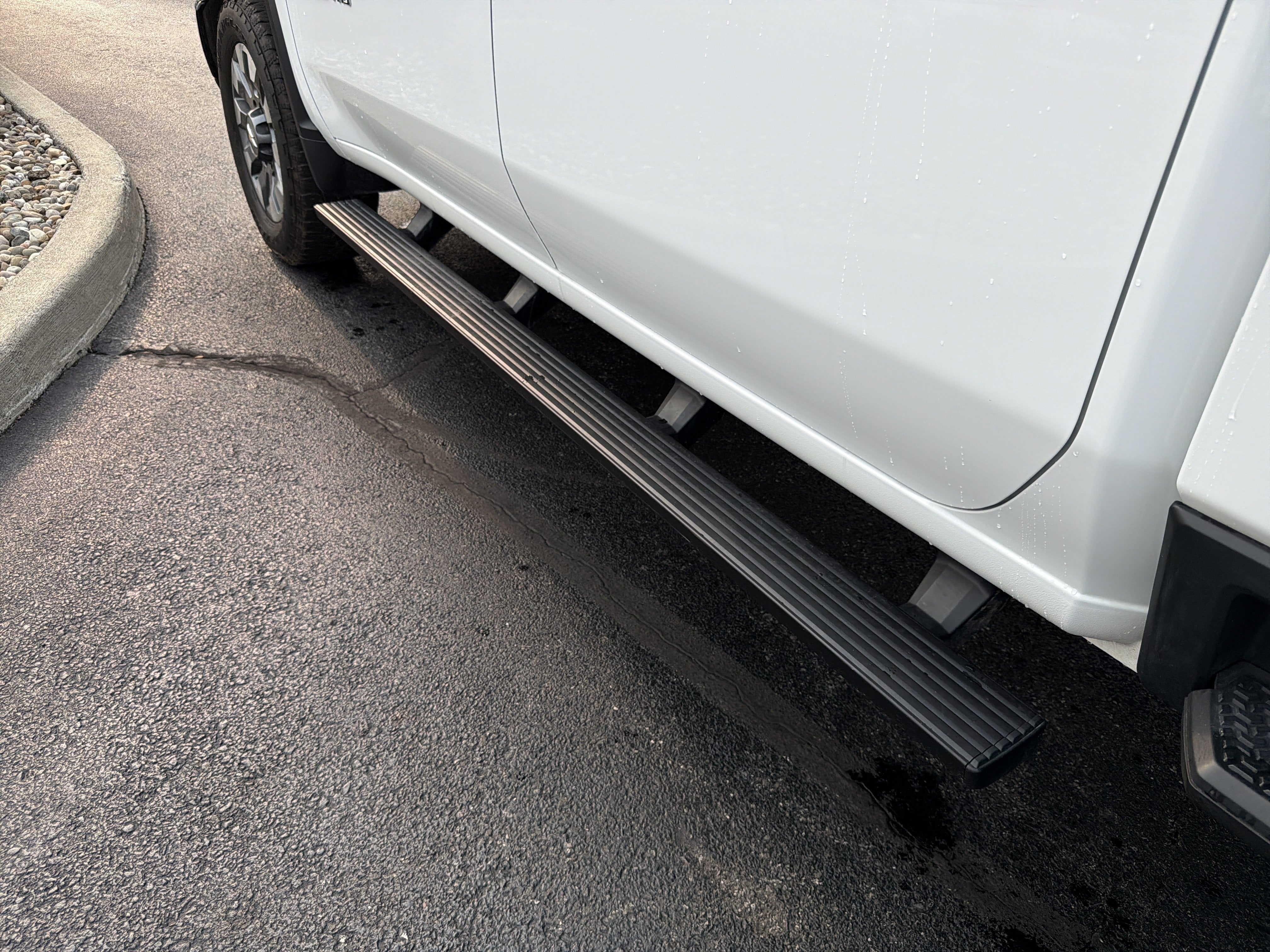 2025 Chevrolet Silverado 2500HD Custom - Photo 29