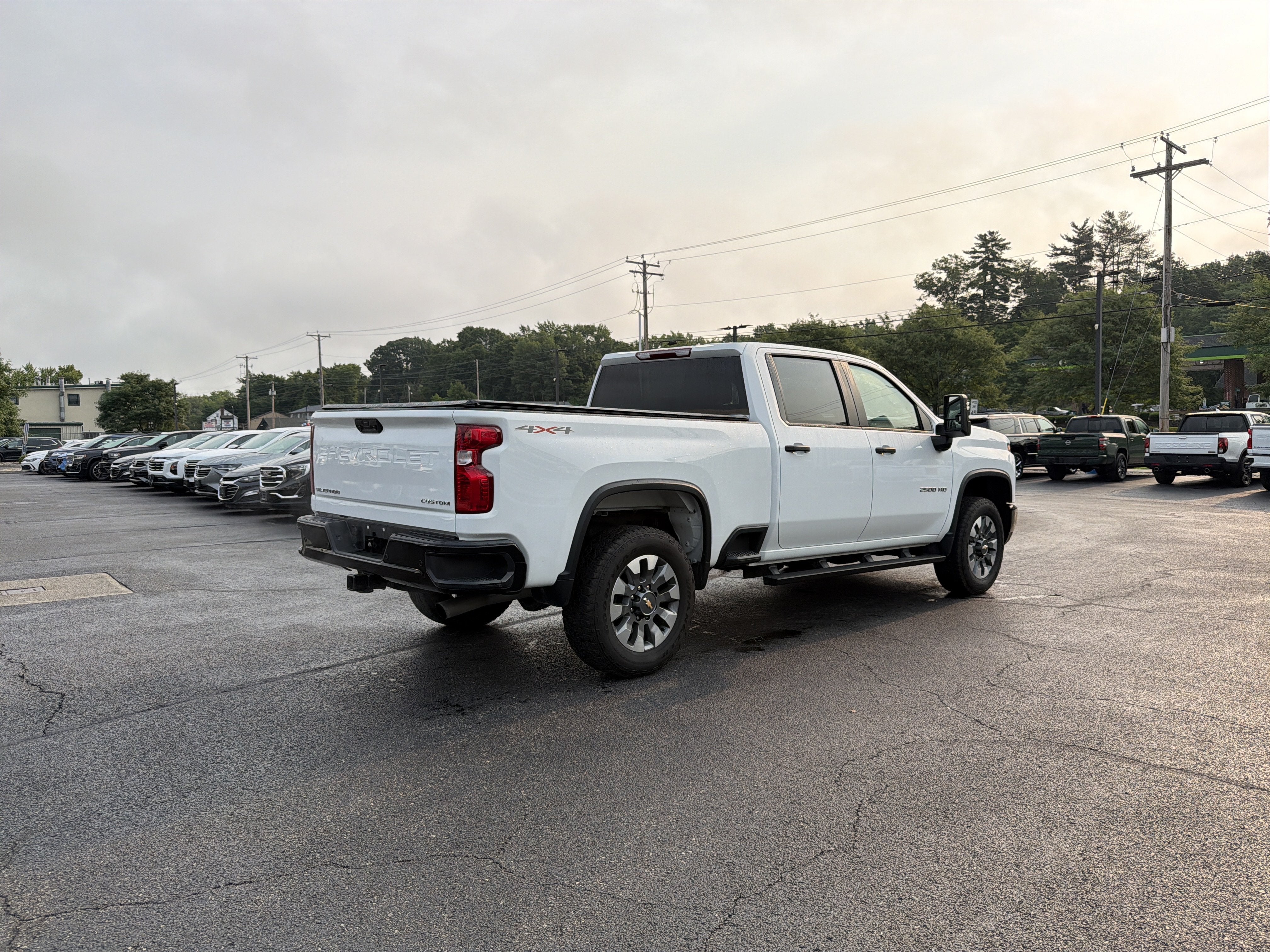 2025 Chevrolet Silverado 2500HD Custom - Photo 6