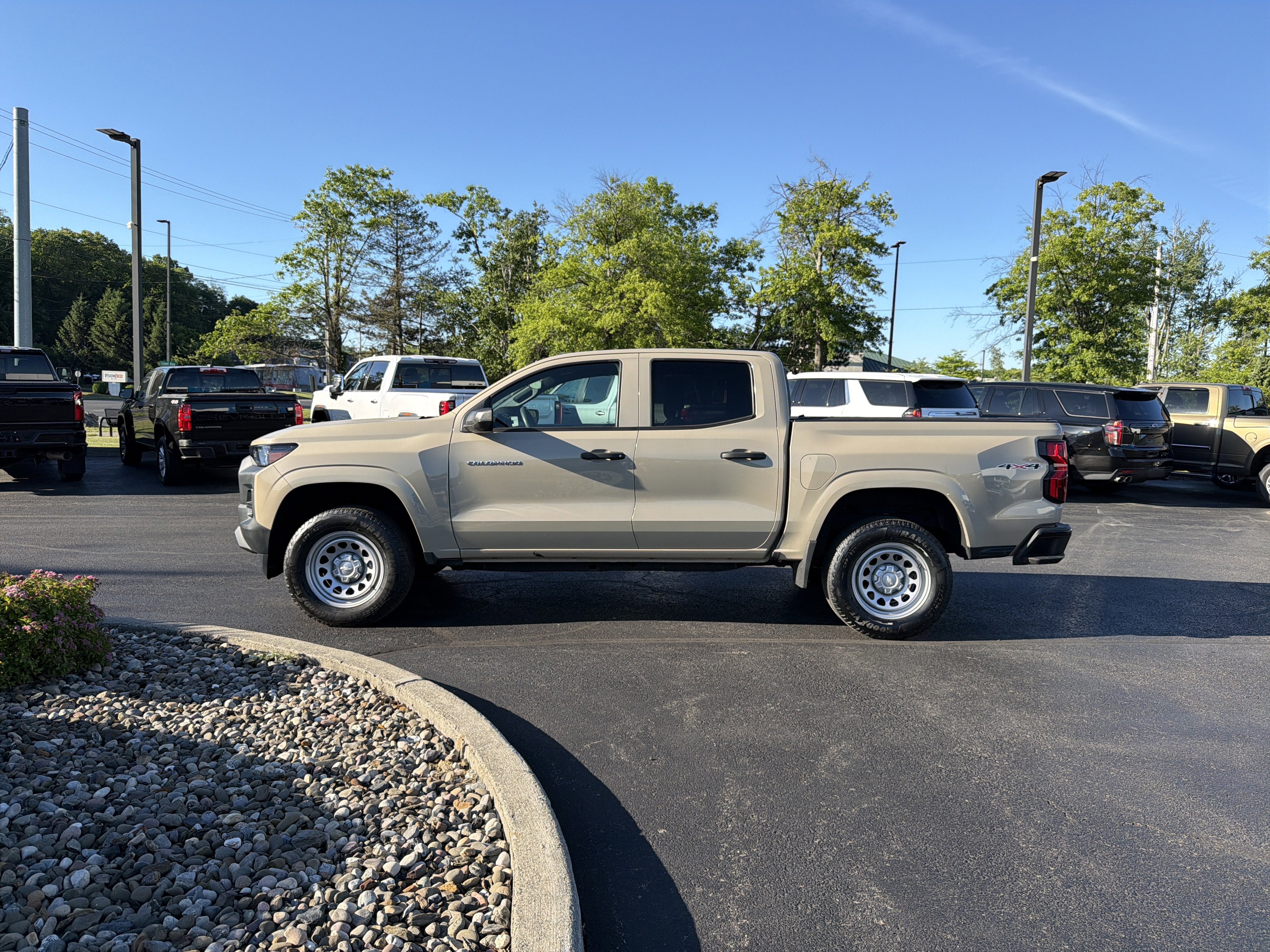 2023 Chevrolet Colorado WT