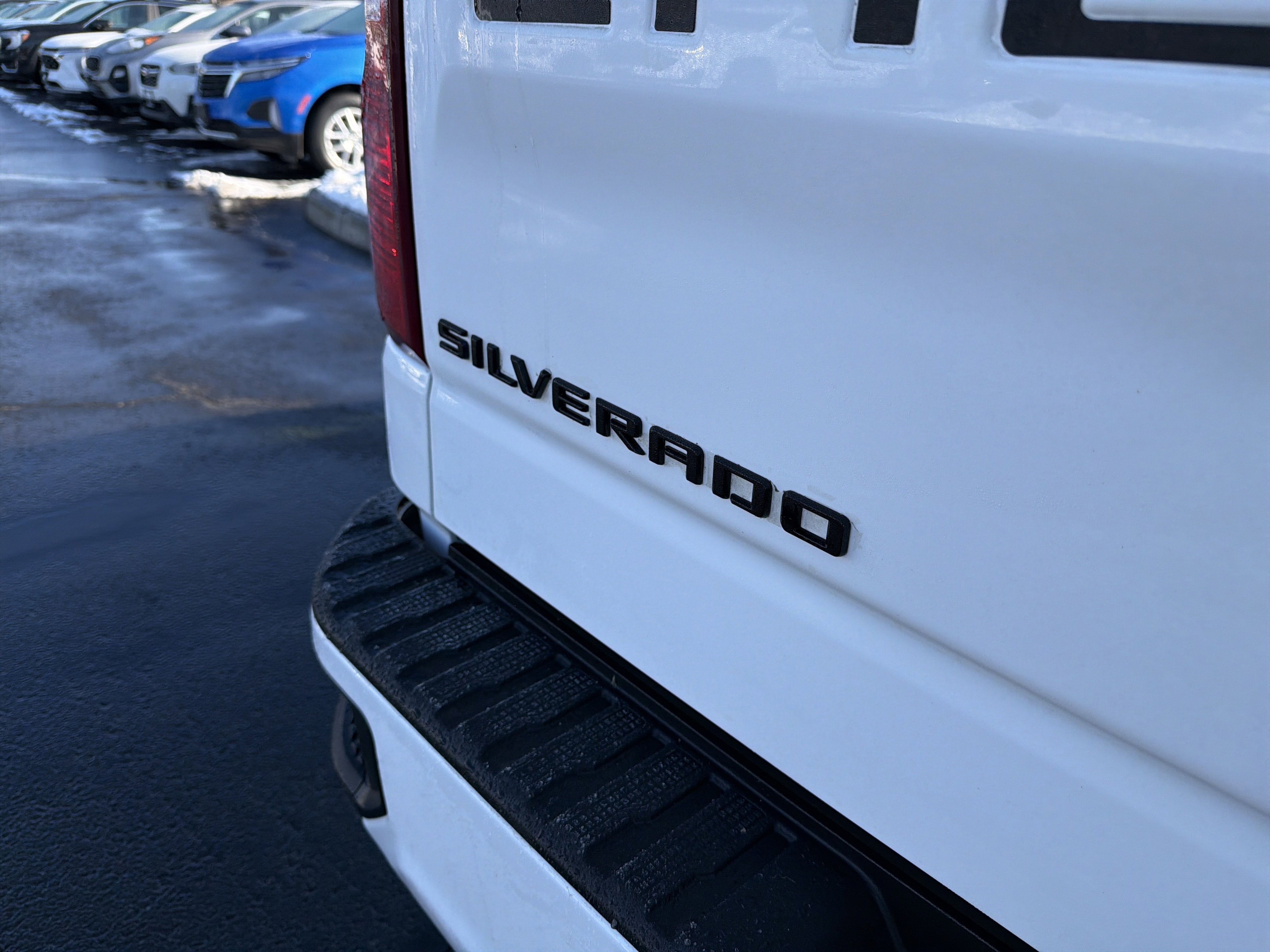 2023 Chevrolet Silverado 1500 Custom