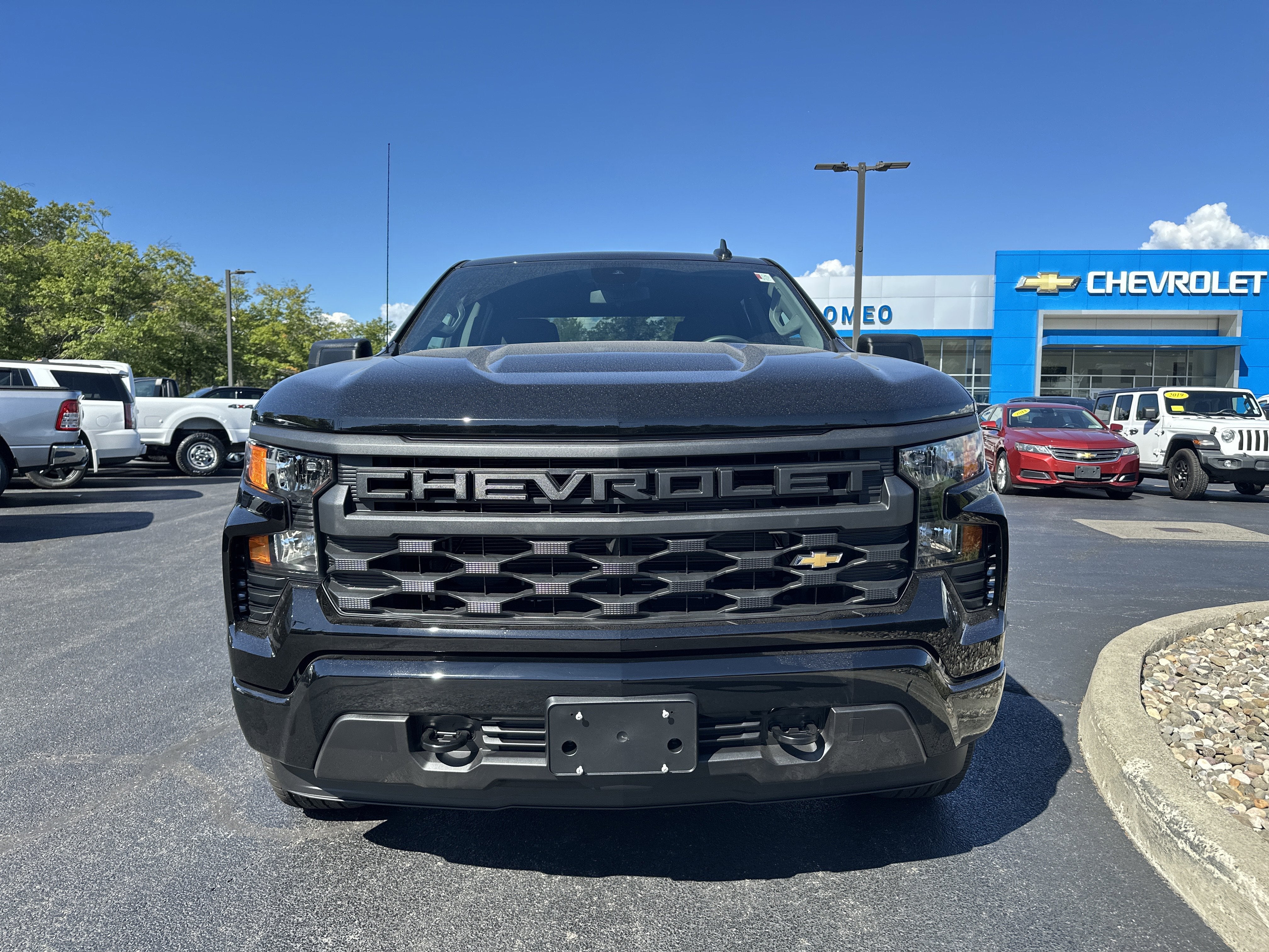 2026 Chevrolet Silverado 1500 Custom