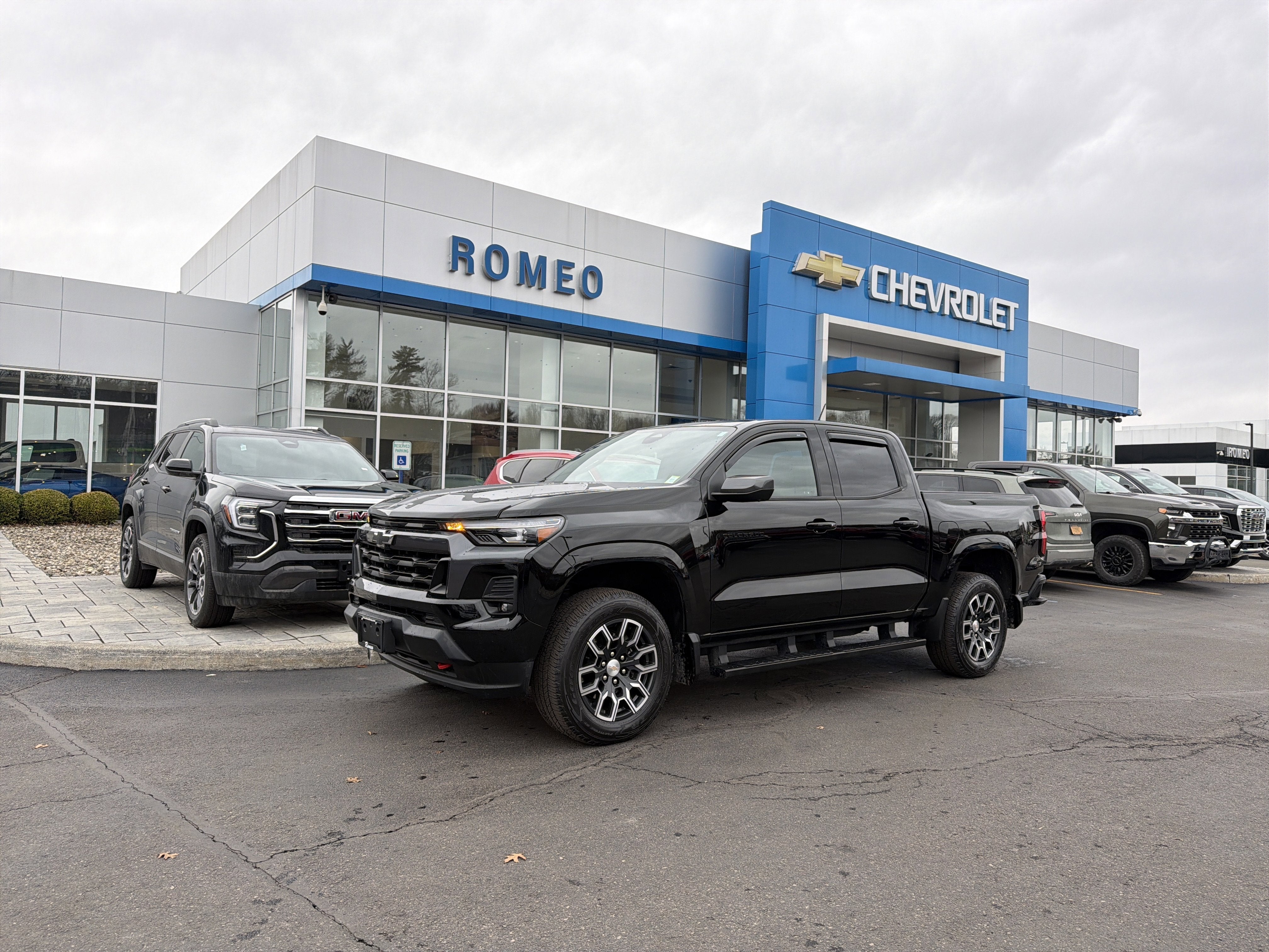 2024 Chevrolet Colorado LT