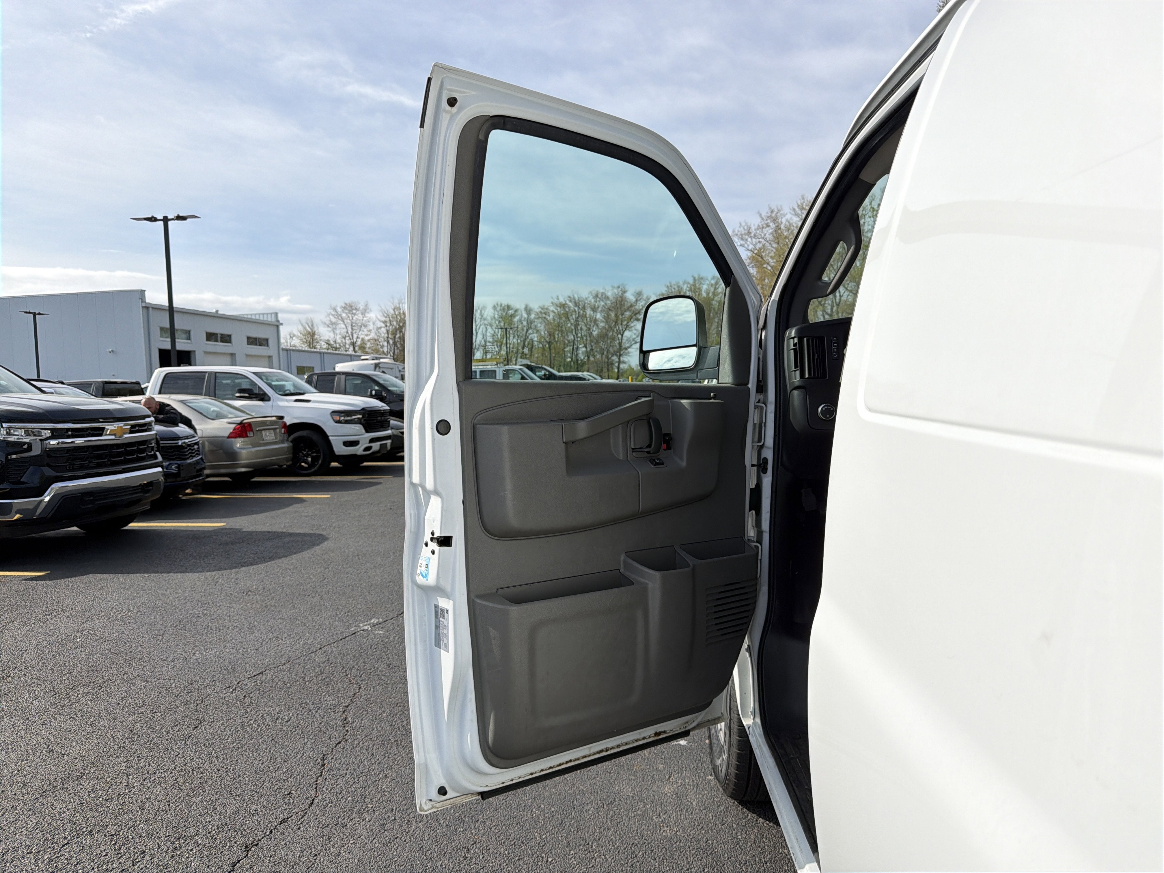2021 Chevrolet Express Cargo 2500 RWD 2500 Regular Wheelbase WT