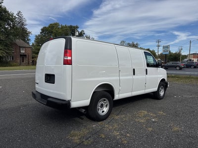 2025 Chevrolet Express Cargo WT