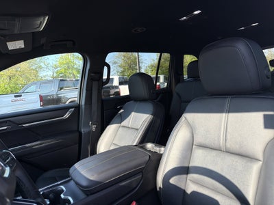 2024 GMC Acadia Elevation