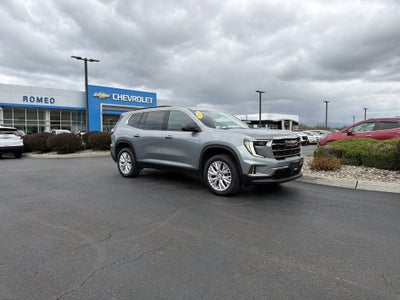 2024 GMC Acadia Elevation
