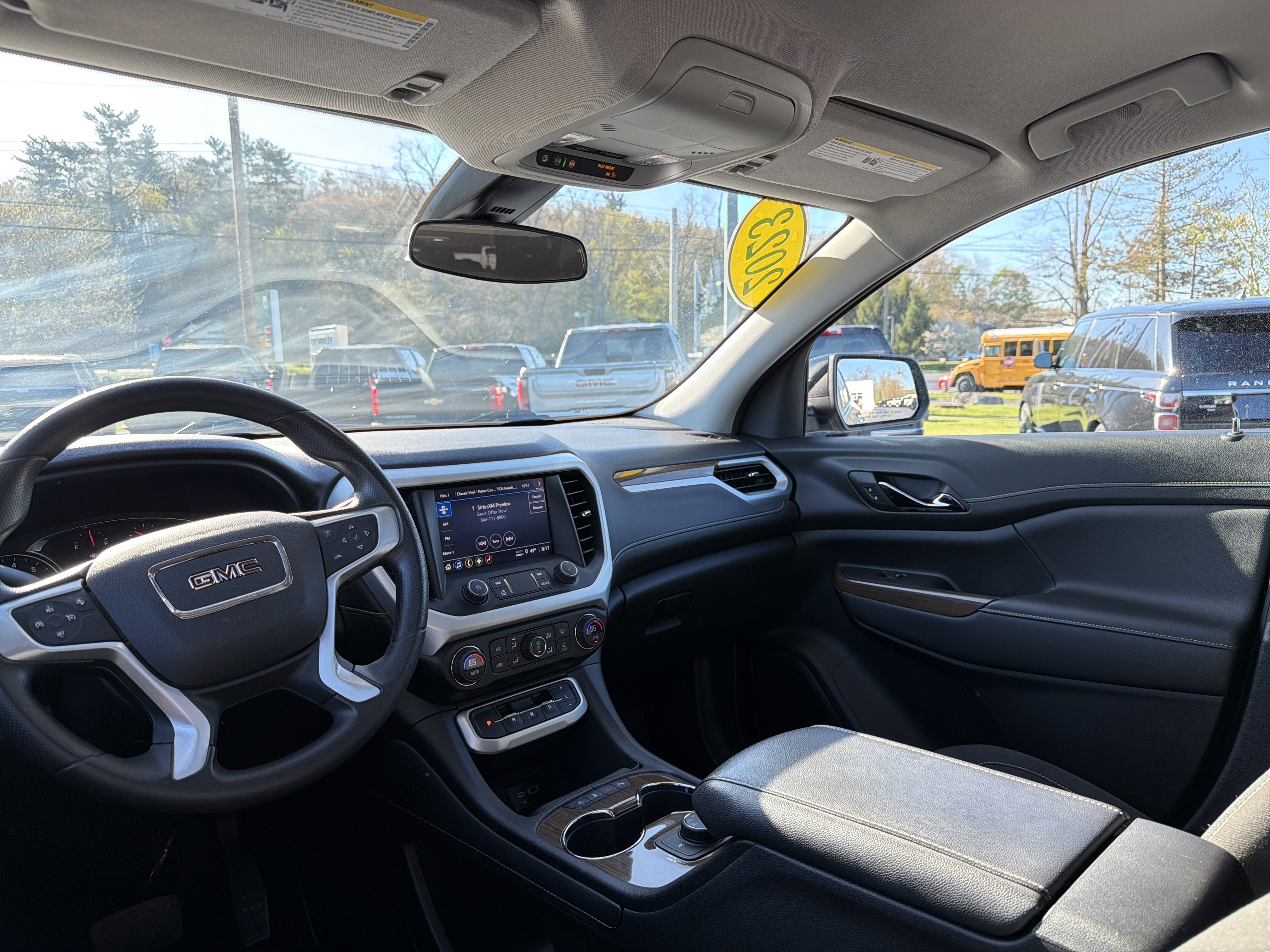 2023 GMC Acadia SLE