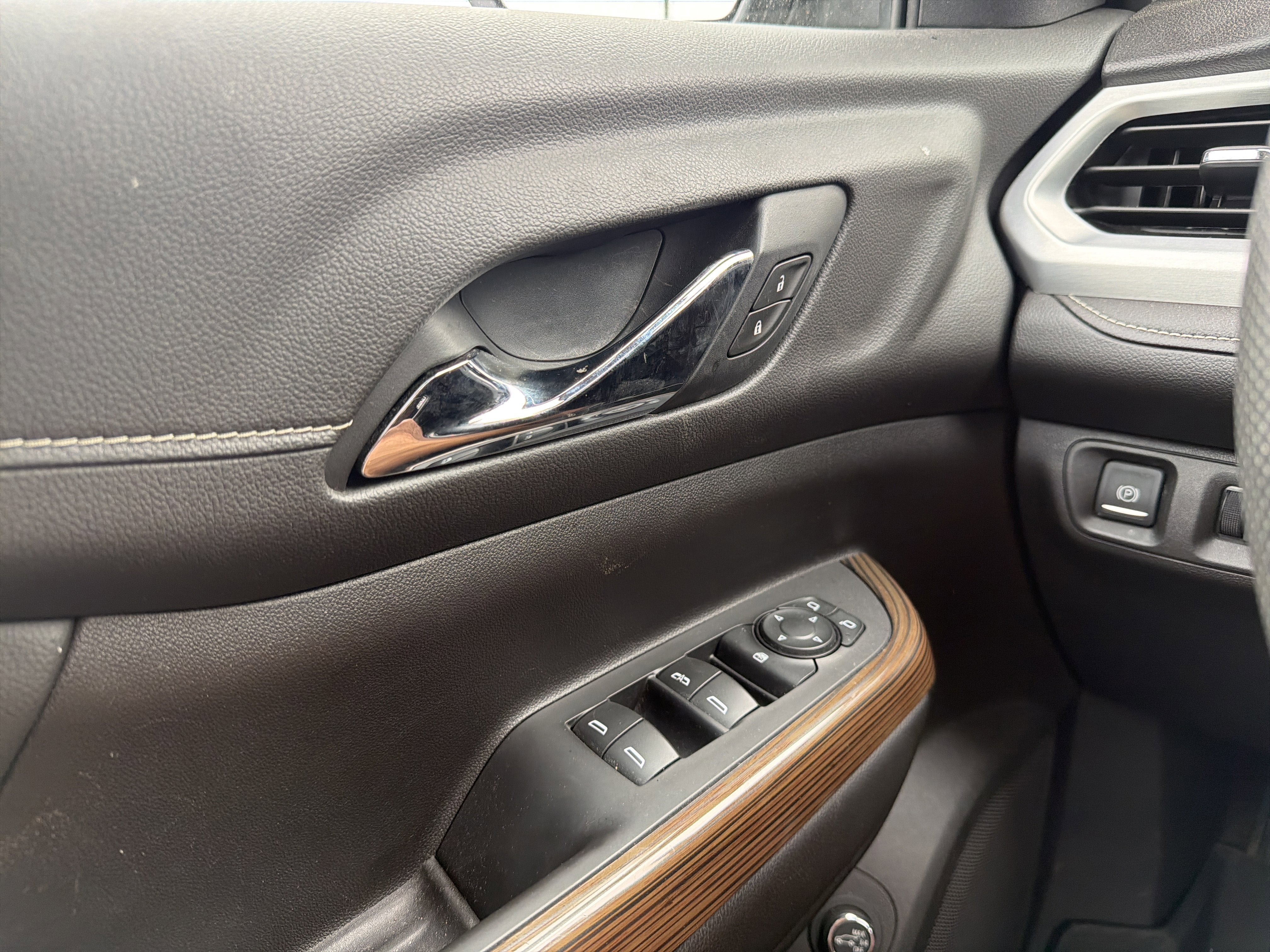 2021 GMC Acadia SLE