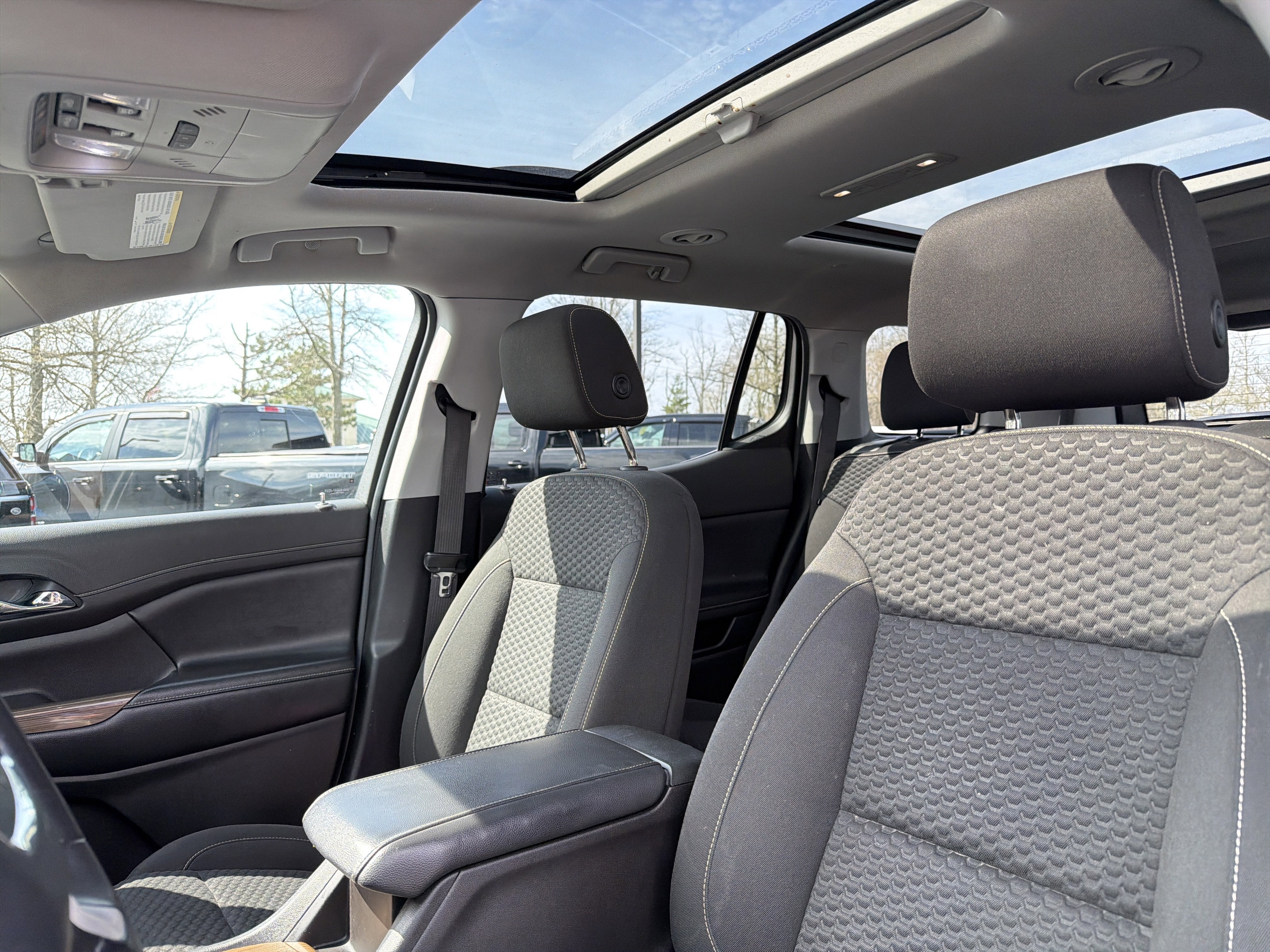 2019 GMC Acadia SLE