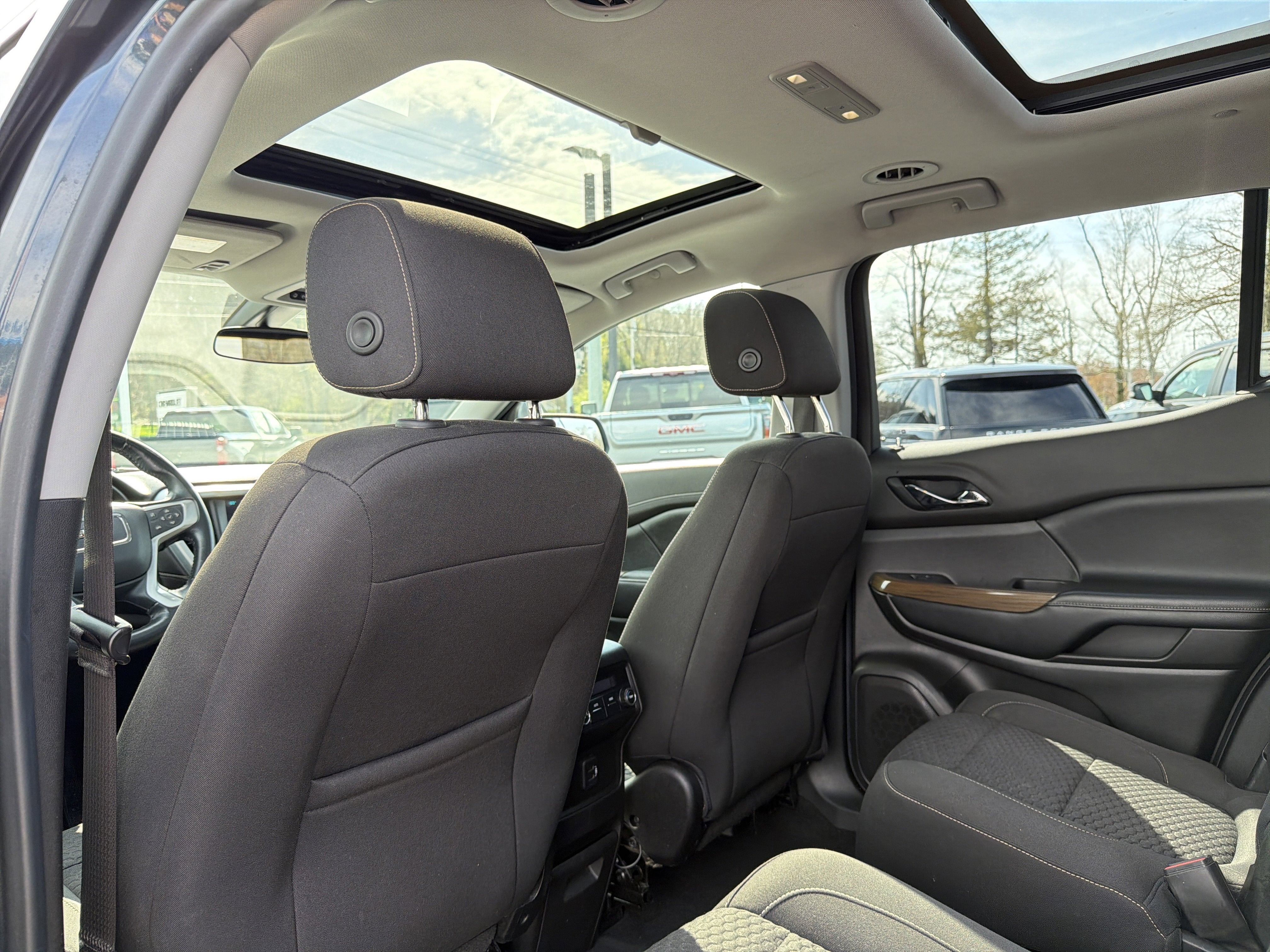 2019 GMC Acadia SLE