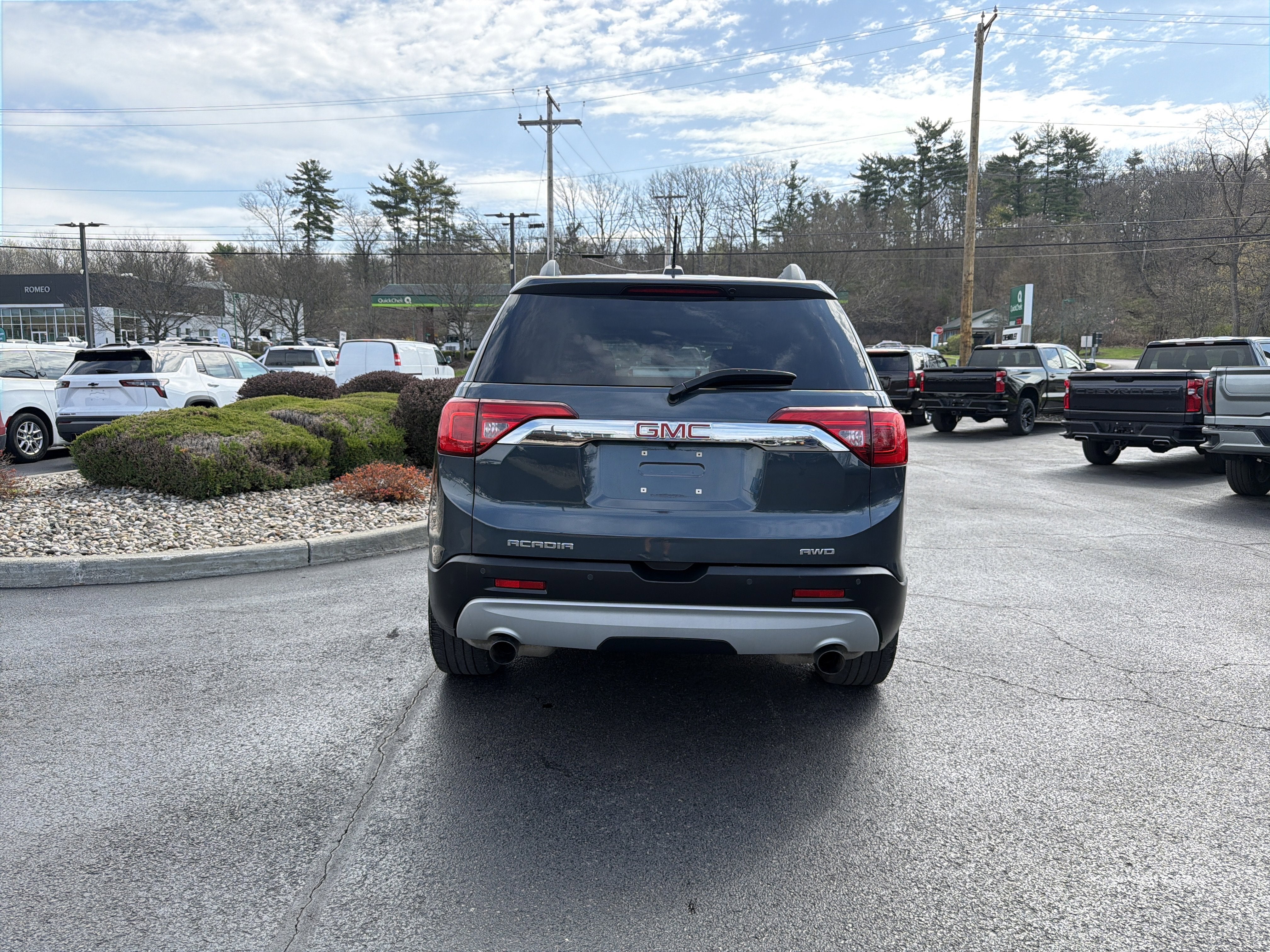 2019 GMC Acadia SLE