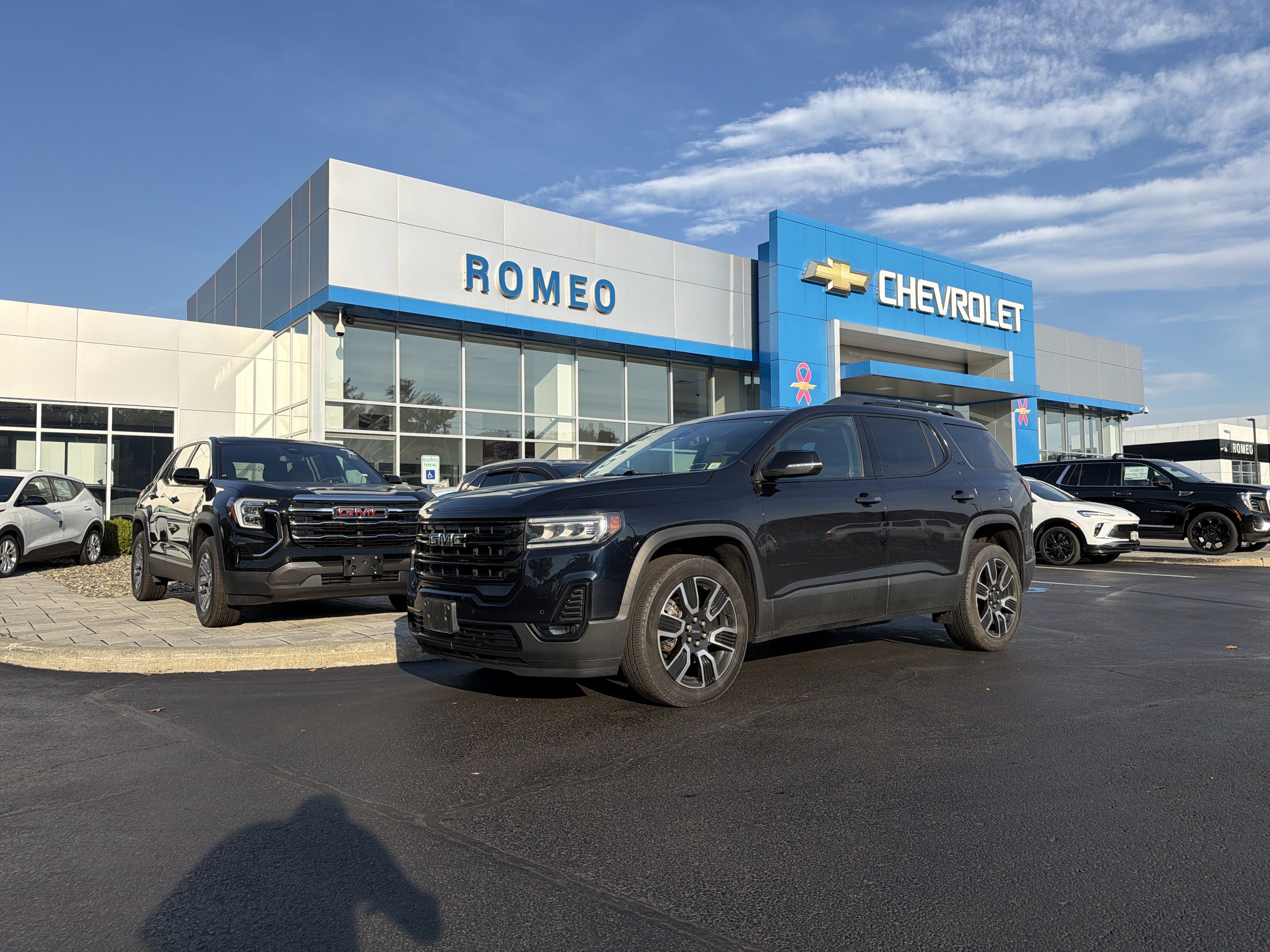 2021 GMC Acadia SLT