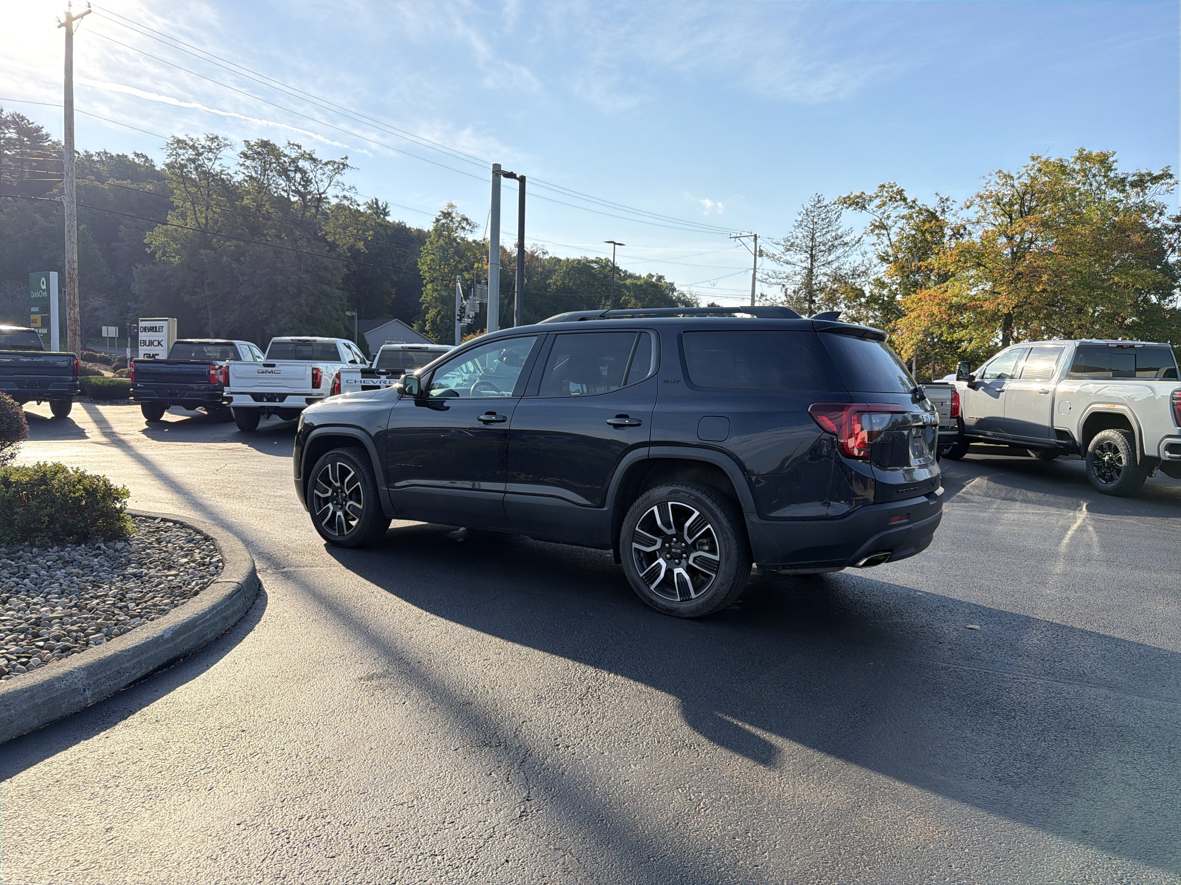 2021 GMC Acadia SLT