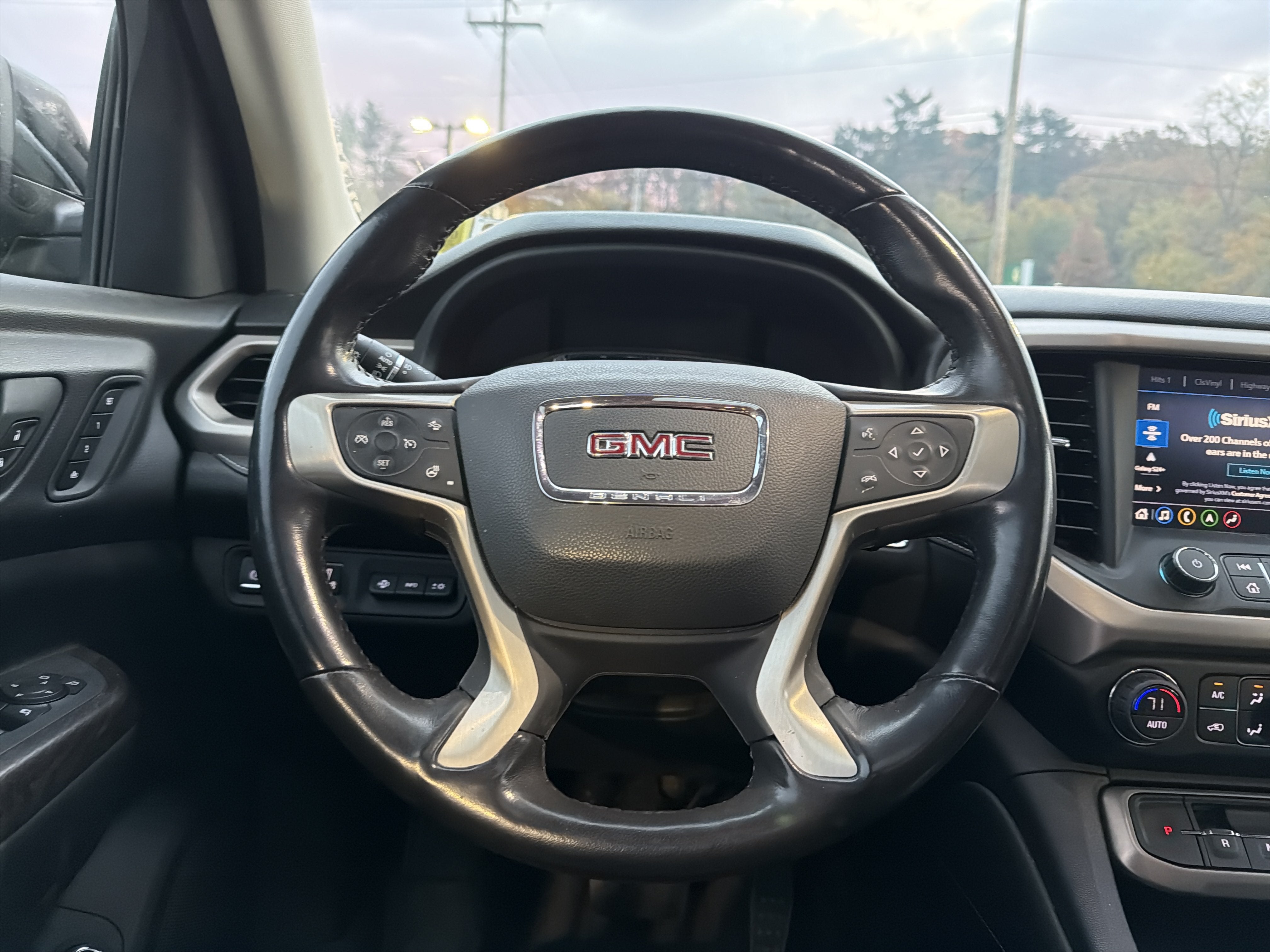 2022 GMC Acadia Denali