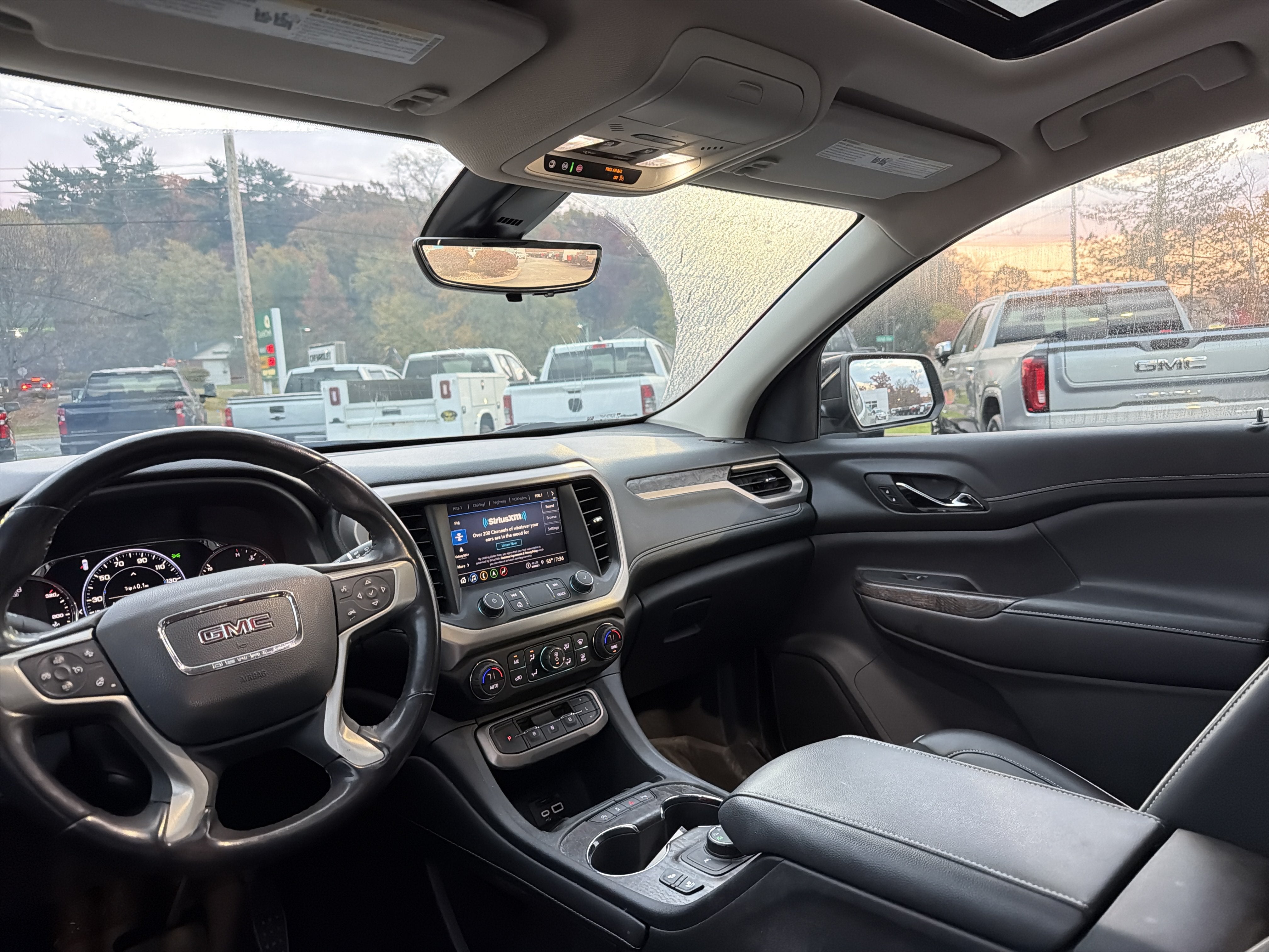 2022 GMC Acadia Denali