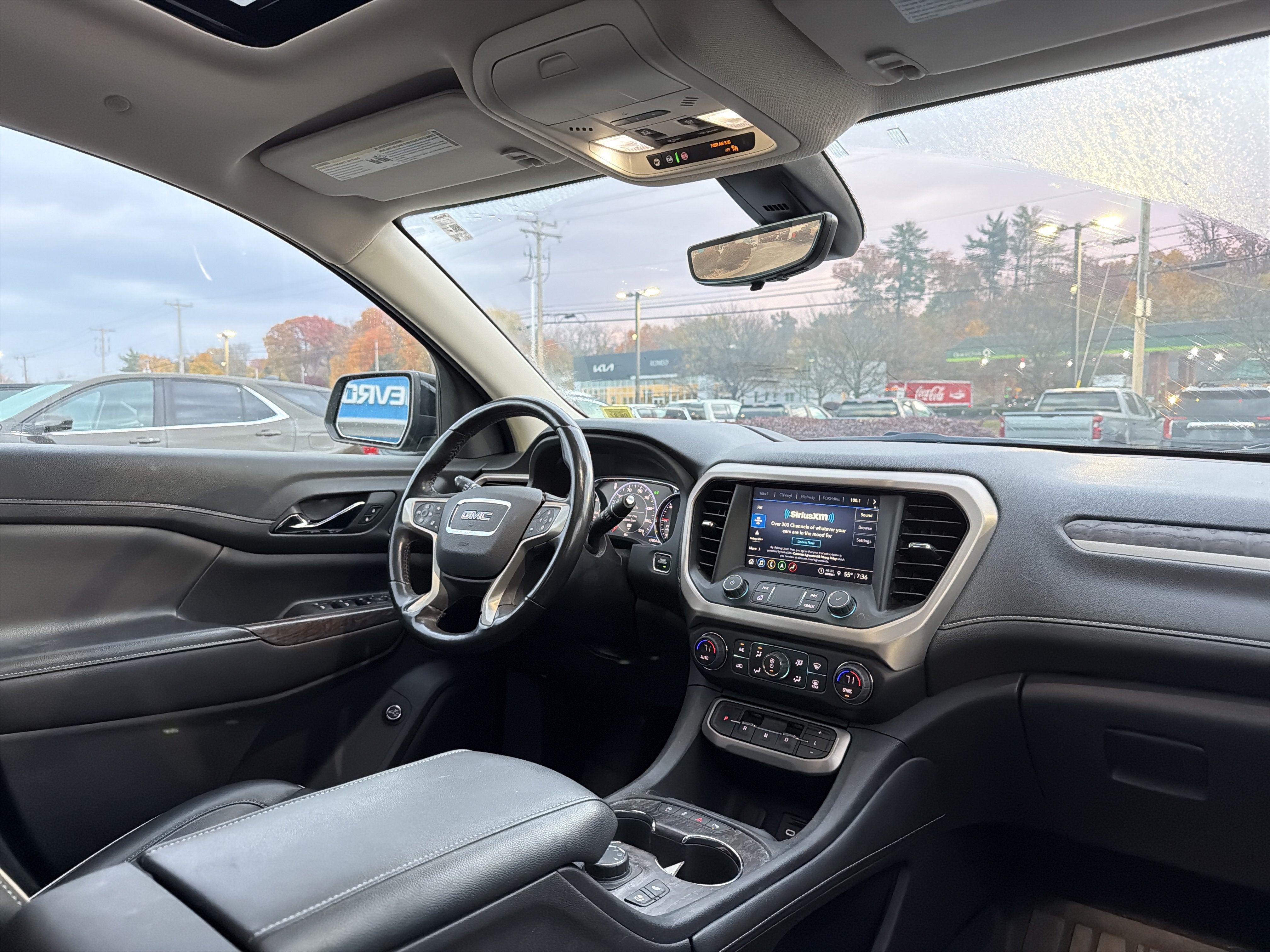 2022 GMC Acadia Denali