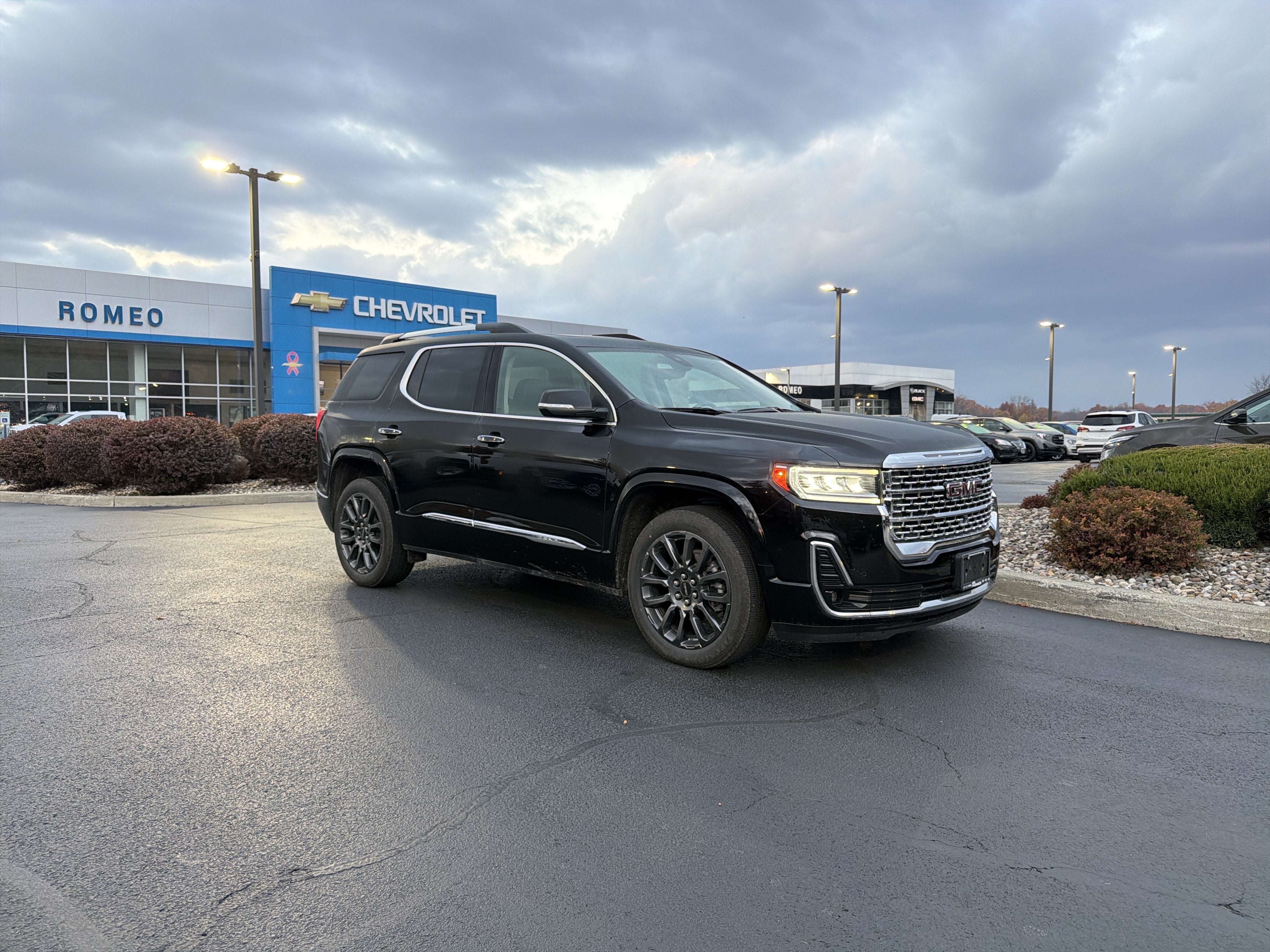 2022 GMC Acadia Denali