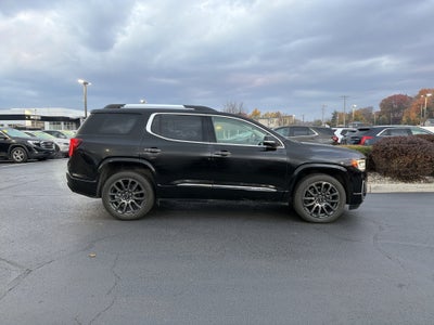 2022 GMC Acadia Denali