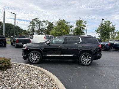 2023 GMC Acadia Denali