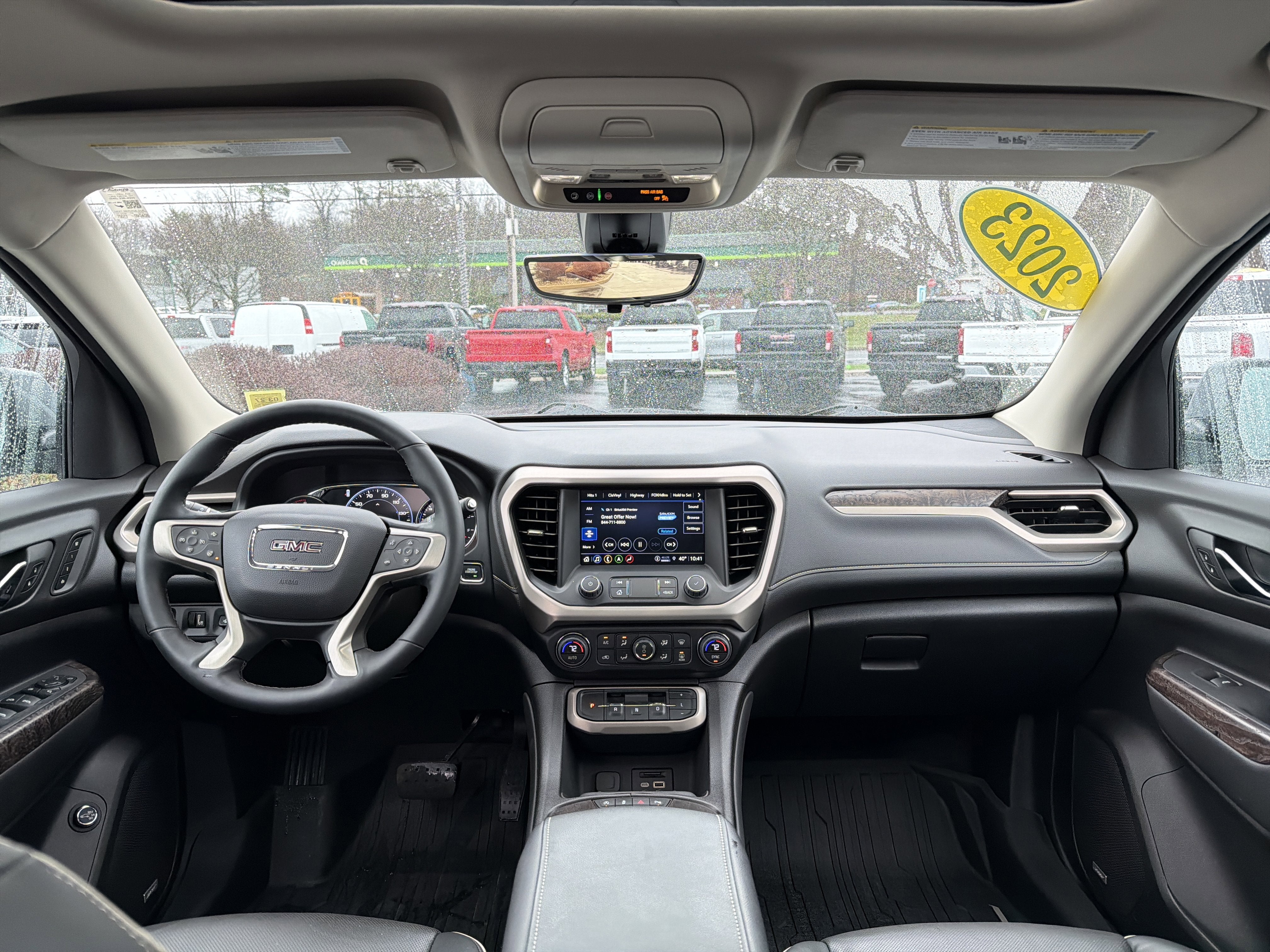 2023 GMC Acadia Denali