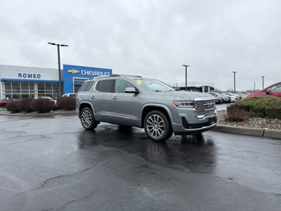 2023 GMC Acadia Denali