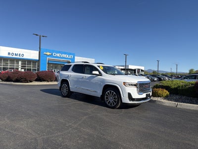2023 GMC Acadia Denali