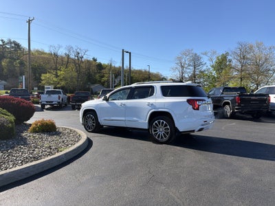 2023 GMC Acadia Denali